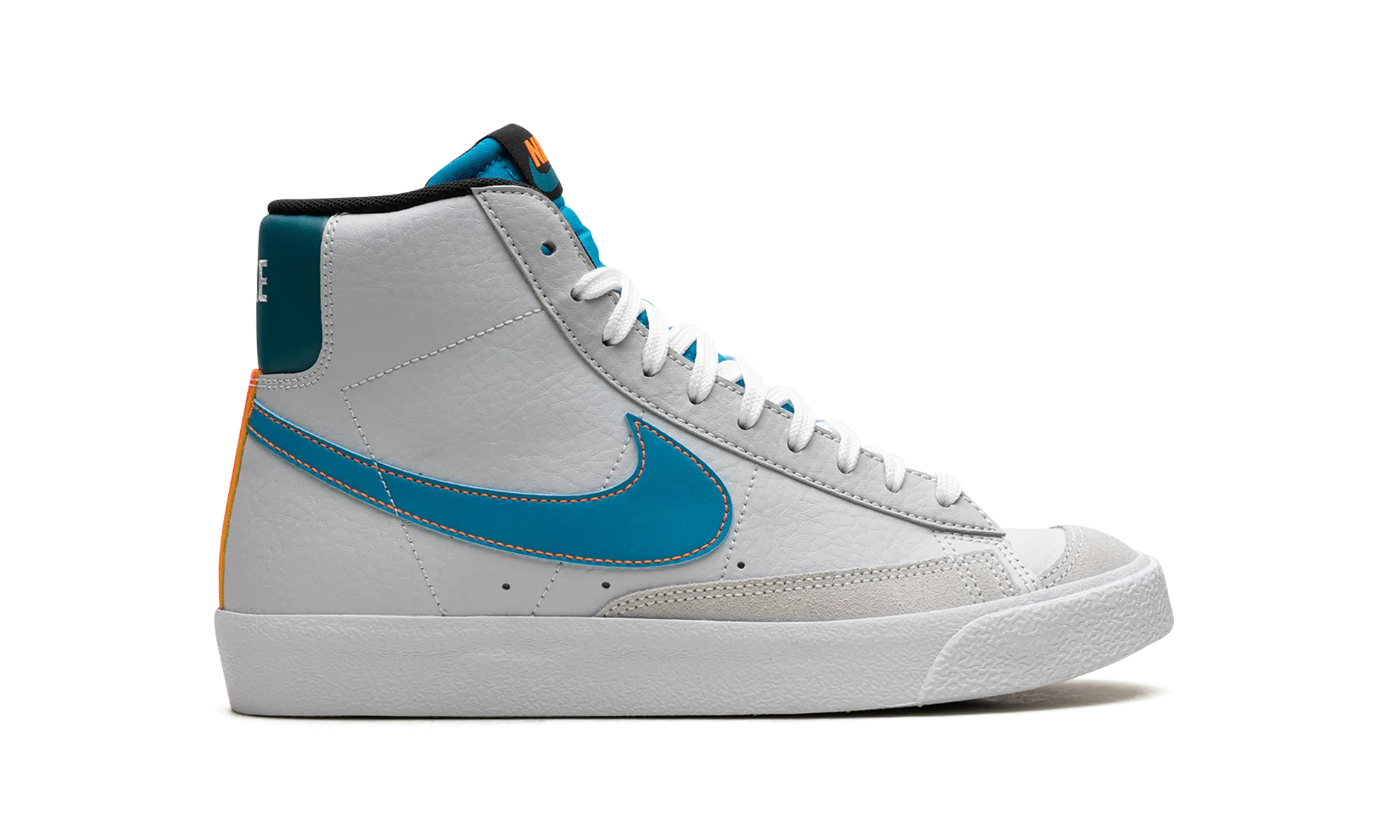 Blazer Mid '77 GS "Pure Platinum" nike school-ready sneakers