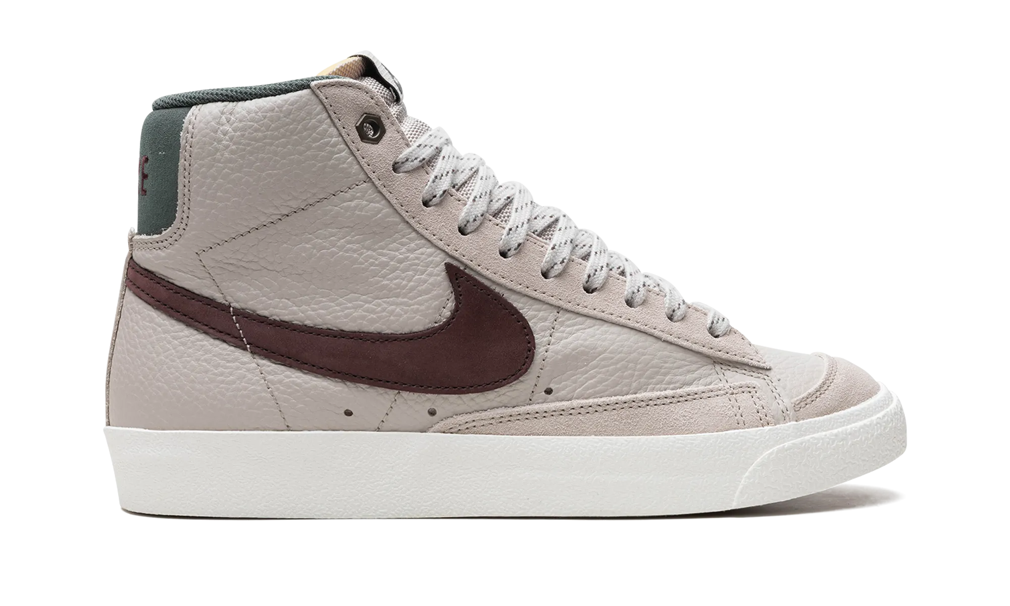 Blazer Mid '77 "Cream / Vintage Green" nike mens sport sneakers