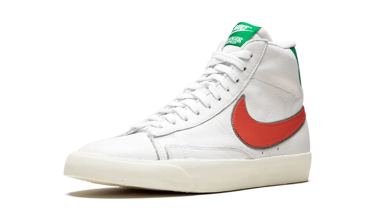 Blazer Mid "Stranger Things - Hawkins High School" nike everyday mens shoes