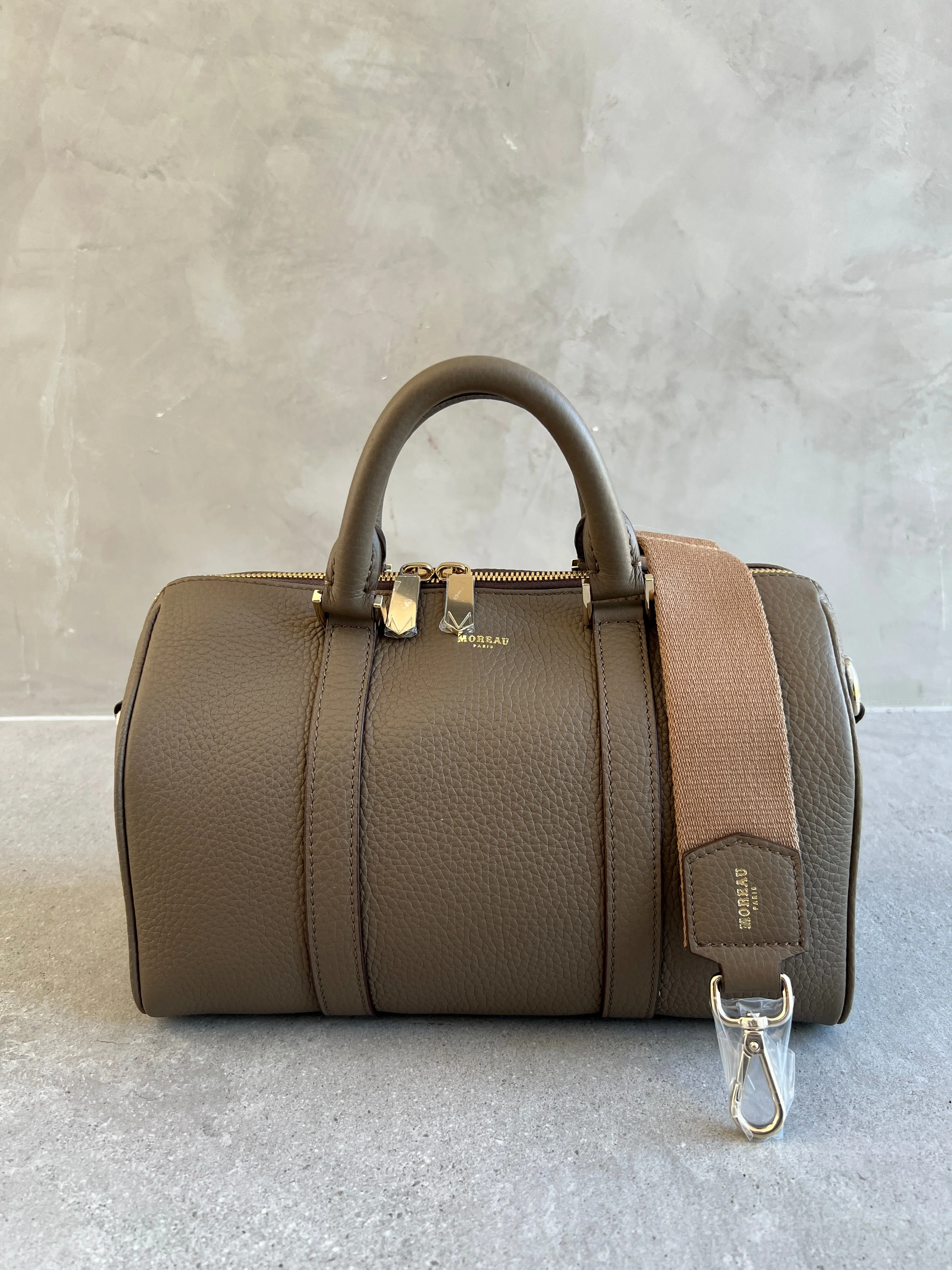 Boston Small Travel Bull, Loutre Moreau Bags