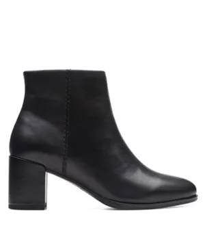 CLARKS FREVA55 ZIP Clarks women's shoes