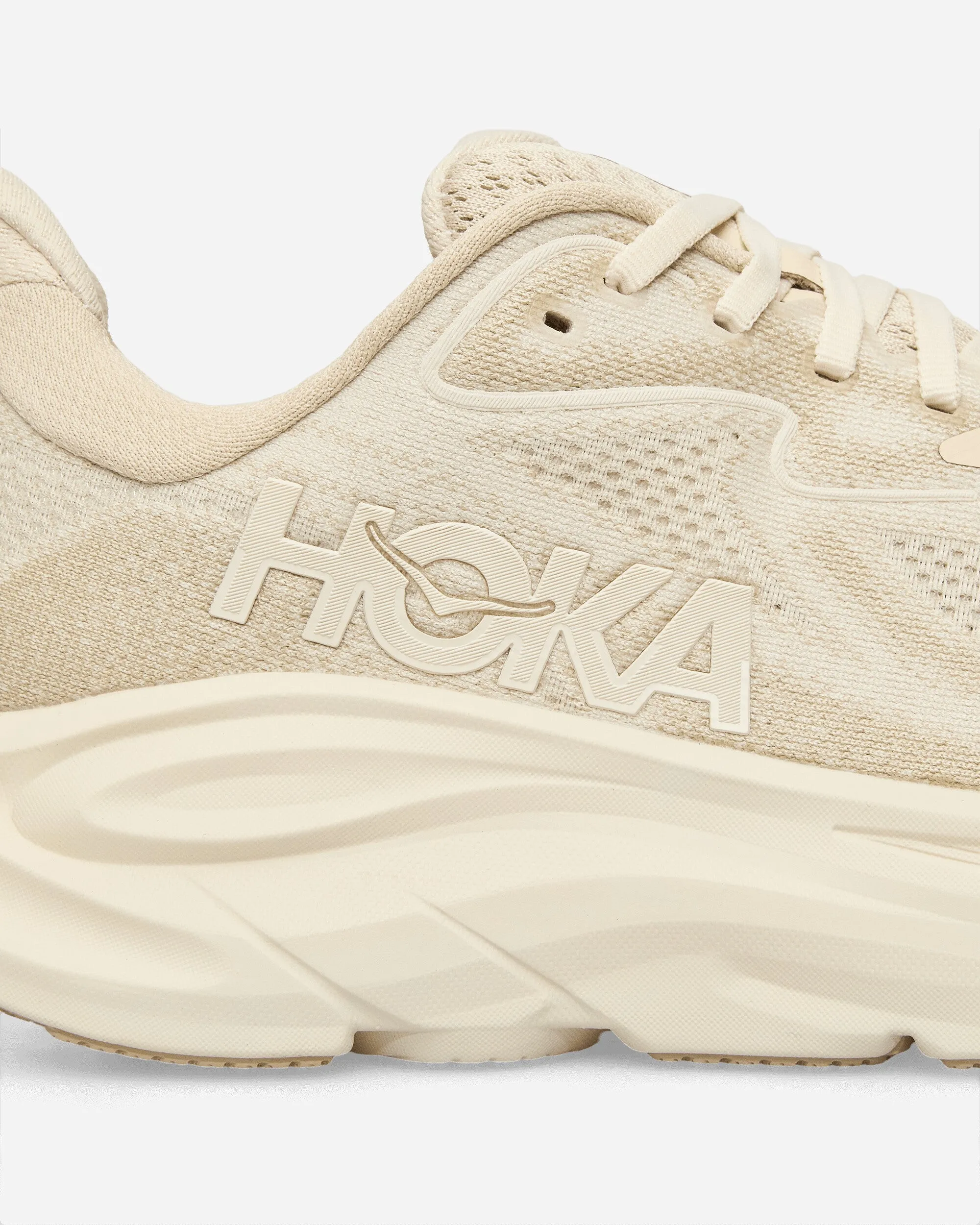 Clifton 10 Sneakers Oatmeal / Oat Milk Max Cushion Trainers