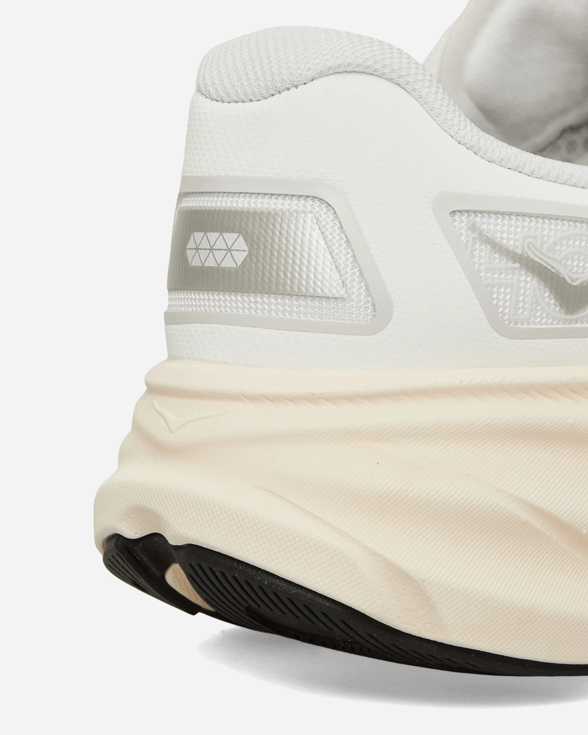 Clifton One9 Sneakers Frost / Cosmic Grey Max Cushion Trainers