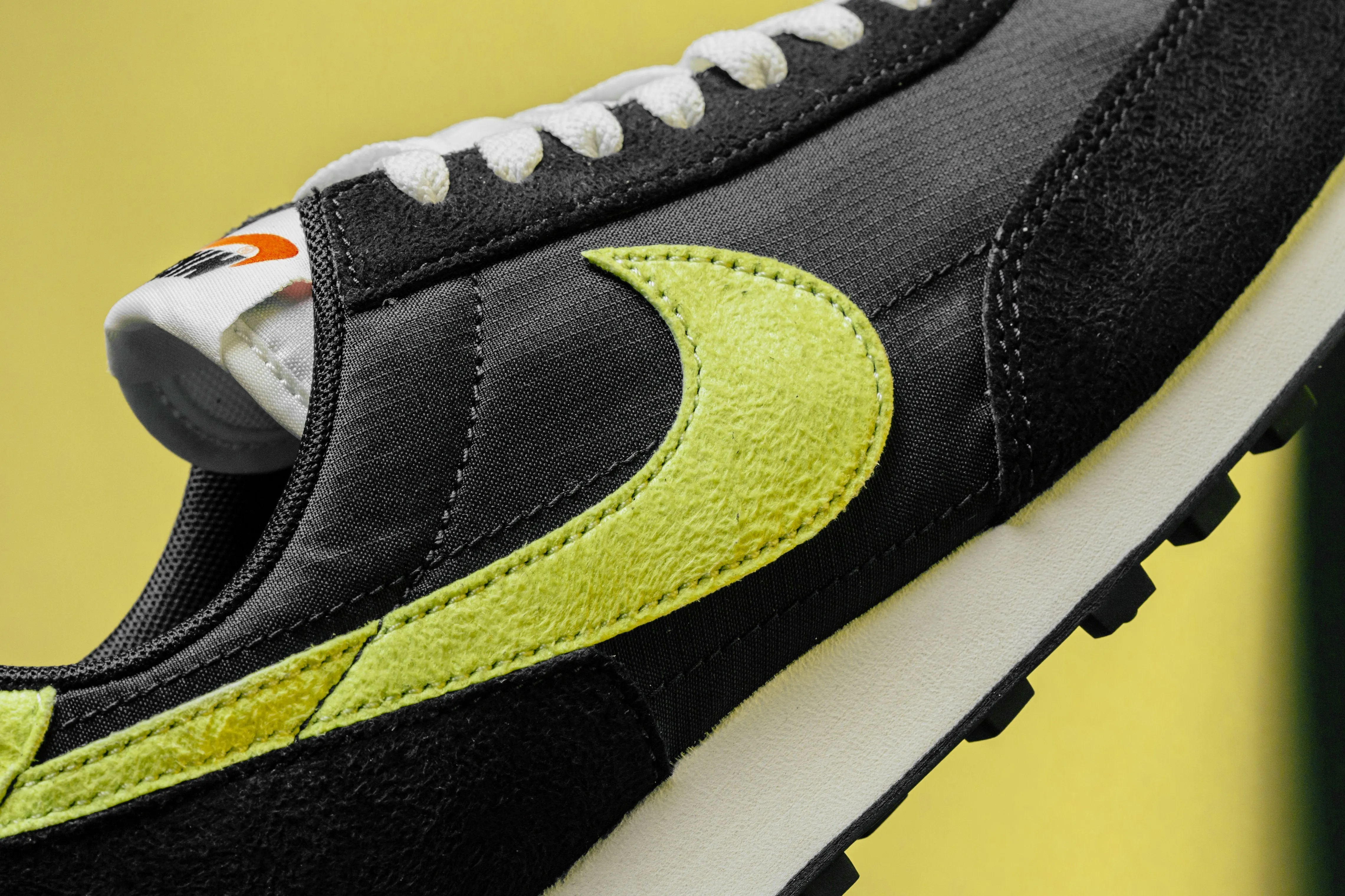 Daybreak SP - Black/Limelight Nike Cushioned Mesh Sneakers