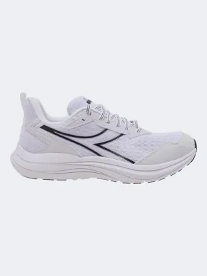 Diadora Snipe 2 Men Running Shoes White/Black Essential mens casual shoes for comfort