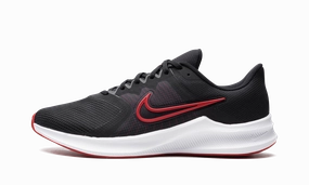 Downshifter 11 Nike Basketball sneakers