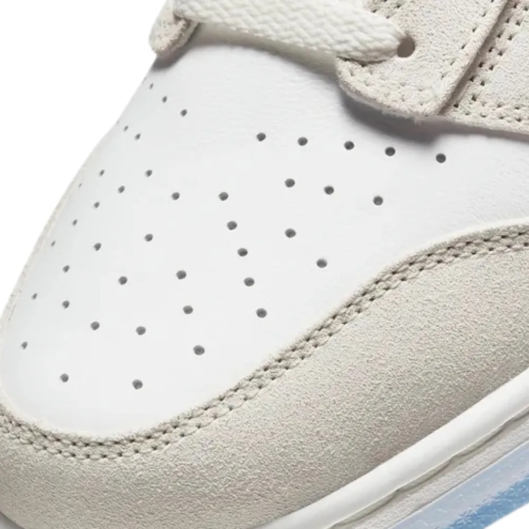 Dunk Hi Premium Summit White Desert Ore Iconic Sneakers