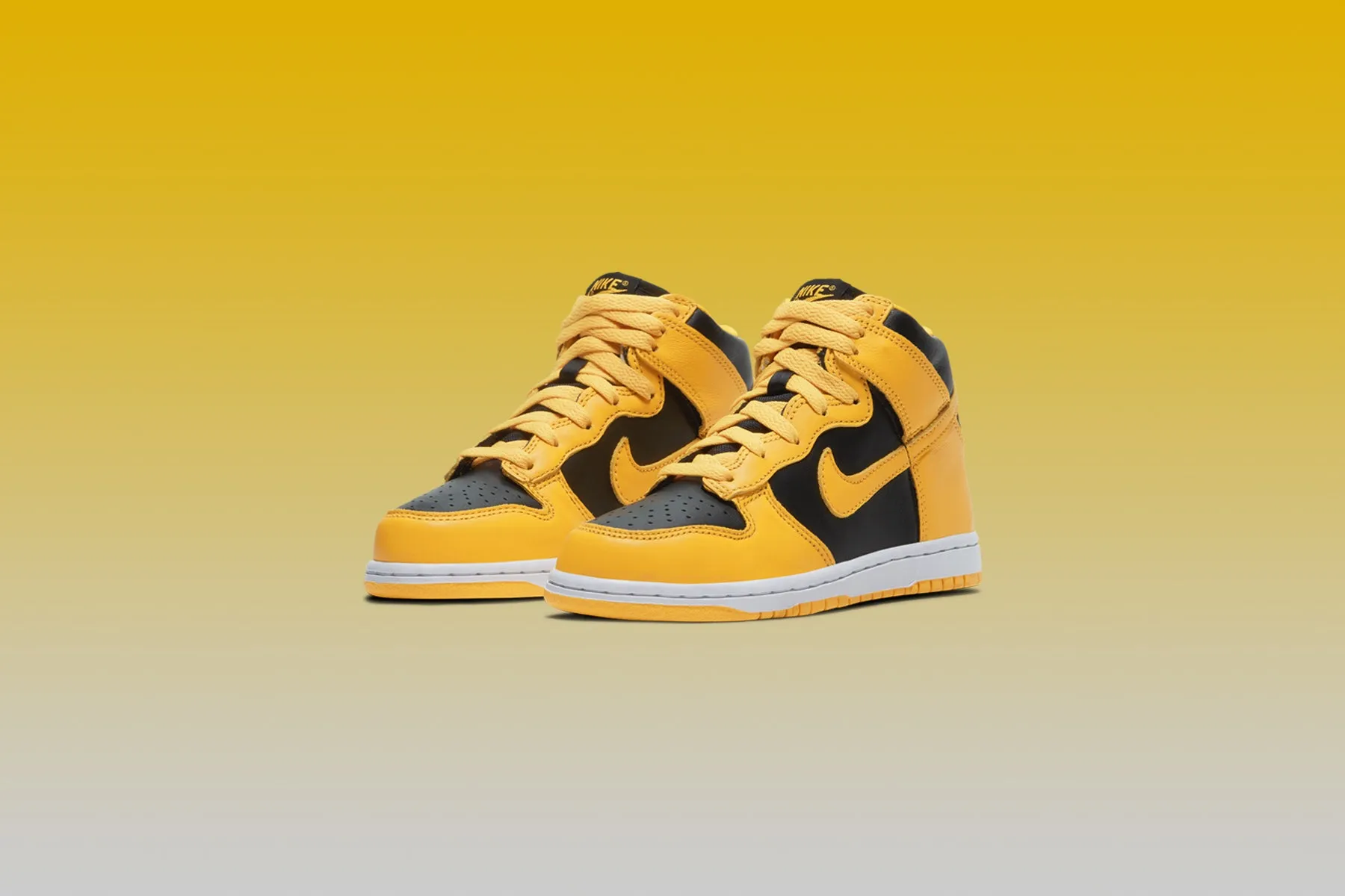 Dunk High SP (PS) - Black/Varsity Maize Nike Foam Comfort Trainers