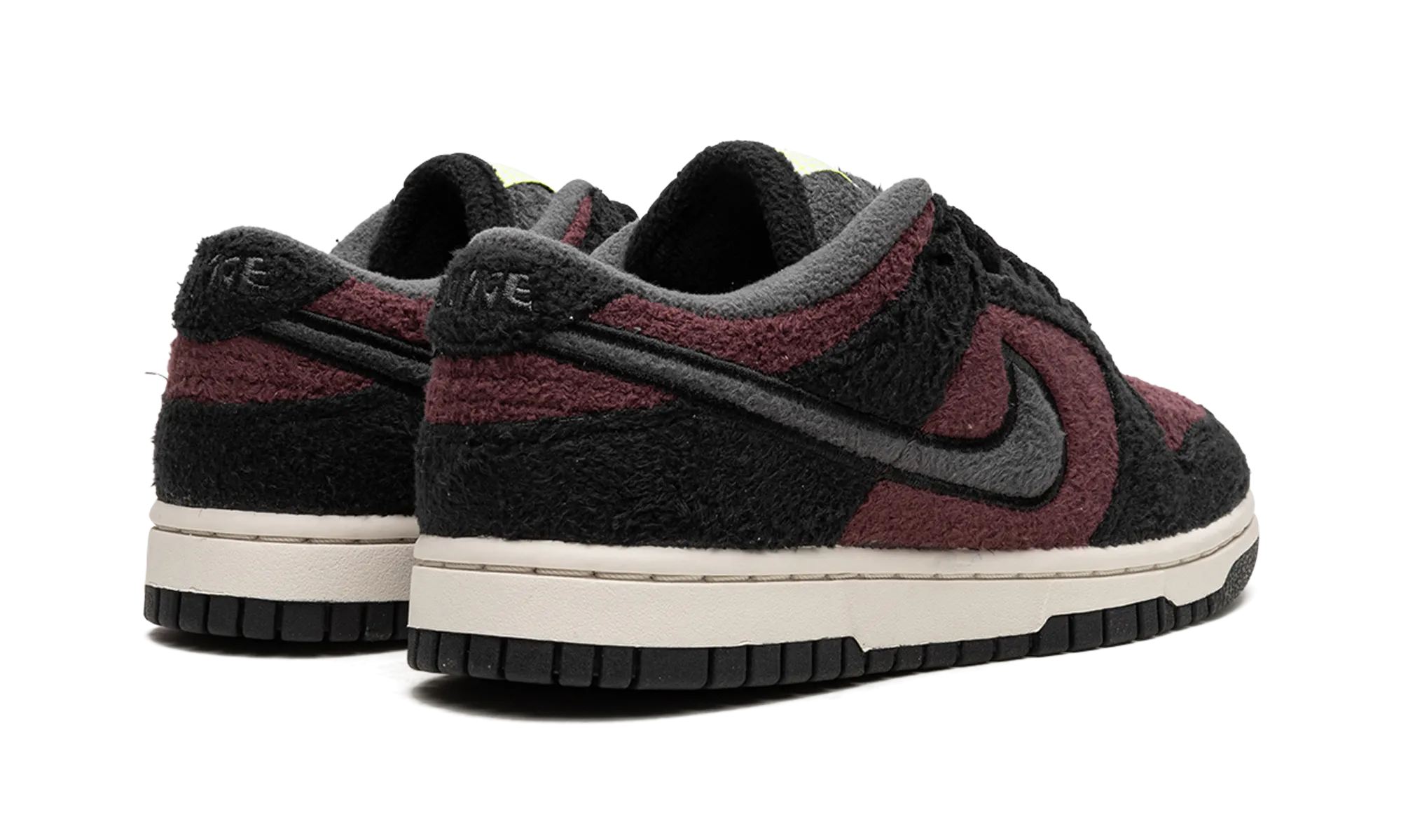 DUNK LO MNS WMNS "Fleece Pack Burgundy Crush" nike womens mesh trainers