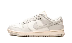 DUNK LO MNS WMNS "Light Bone" Nike Women's designs