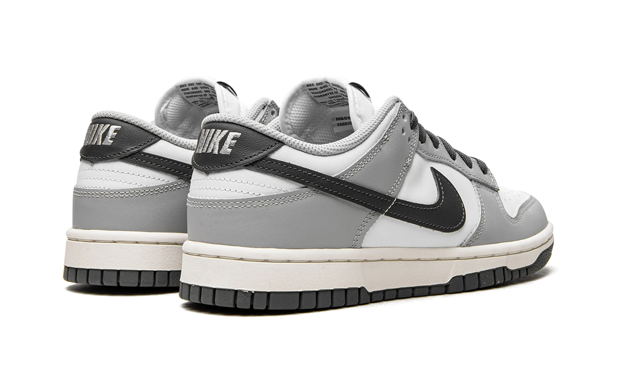 DUNK LO MNS WMNS "Light Smoke Grey" nike womens mesh trainers