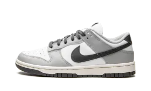 DUNK LO MNS WMNS "Light Smoke Grey" Nike Women's styles