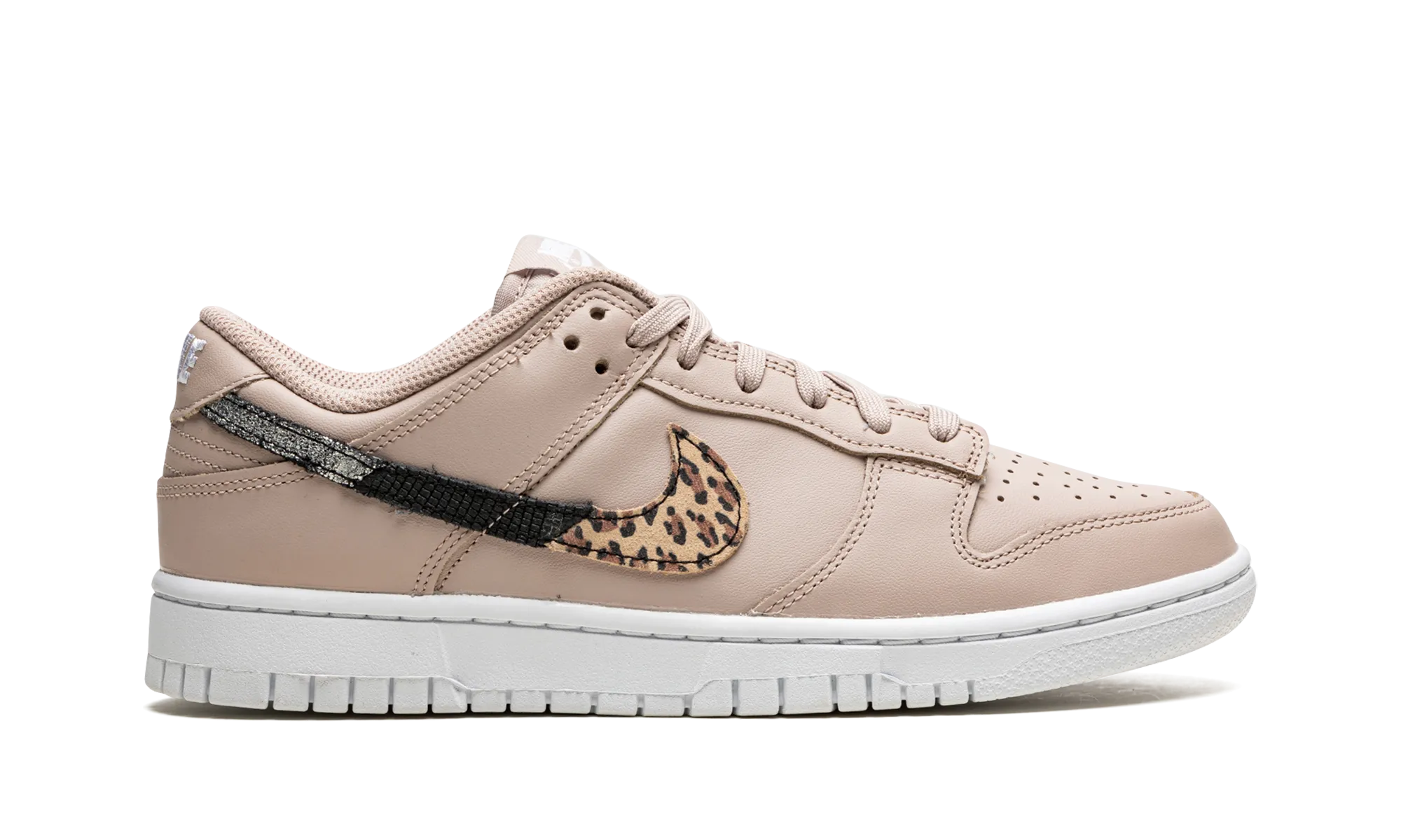 DUNK LO SE MNS WMNS "Primal Pink" nike womens mesh trainers