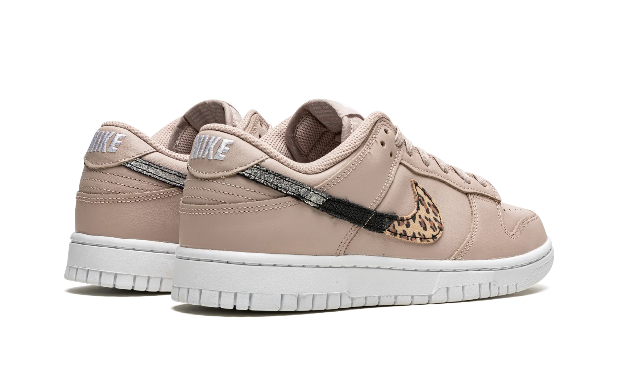 DUNK LO SE MNS WMNS "Primal Pink" nike womens mesh trainers