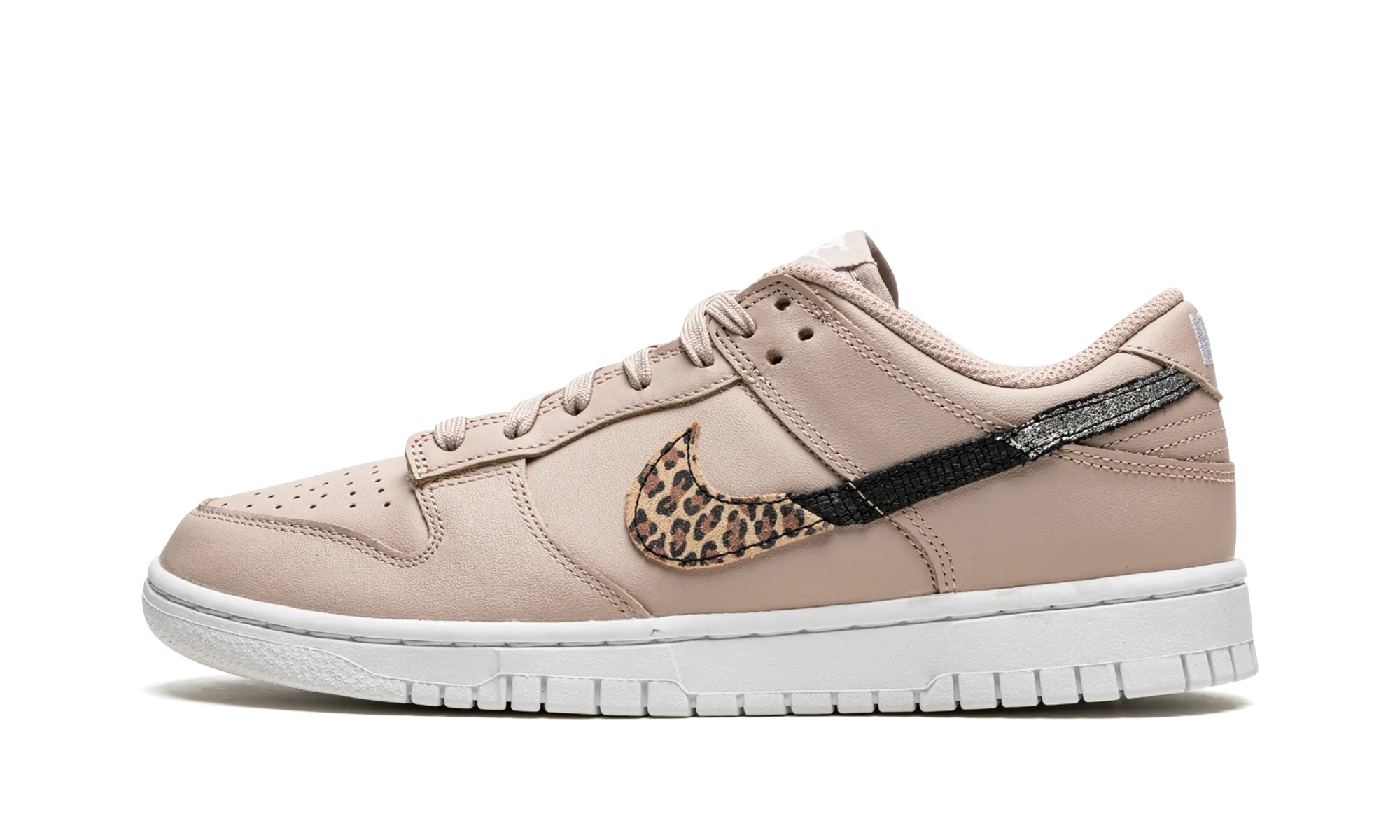 DUNK LO SE MNS WMNS "Primal Pink" nike womens mesh trainers