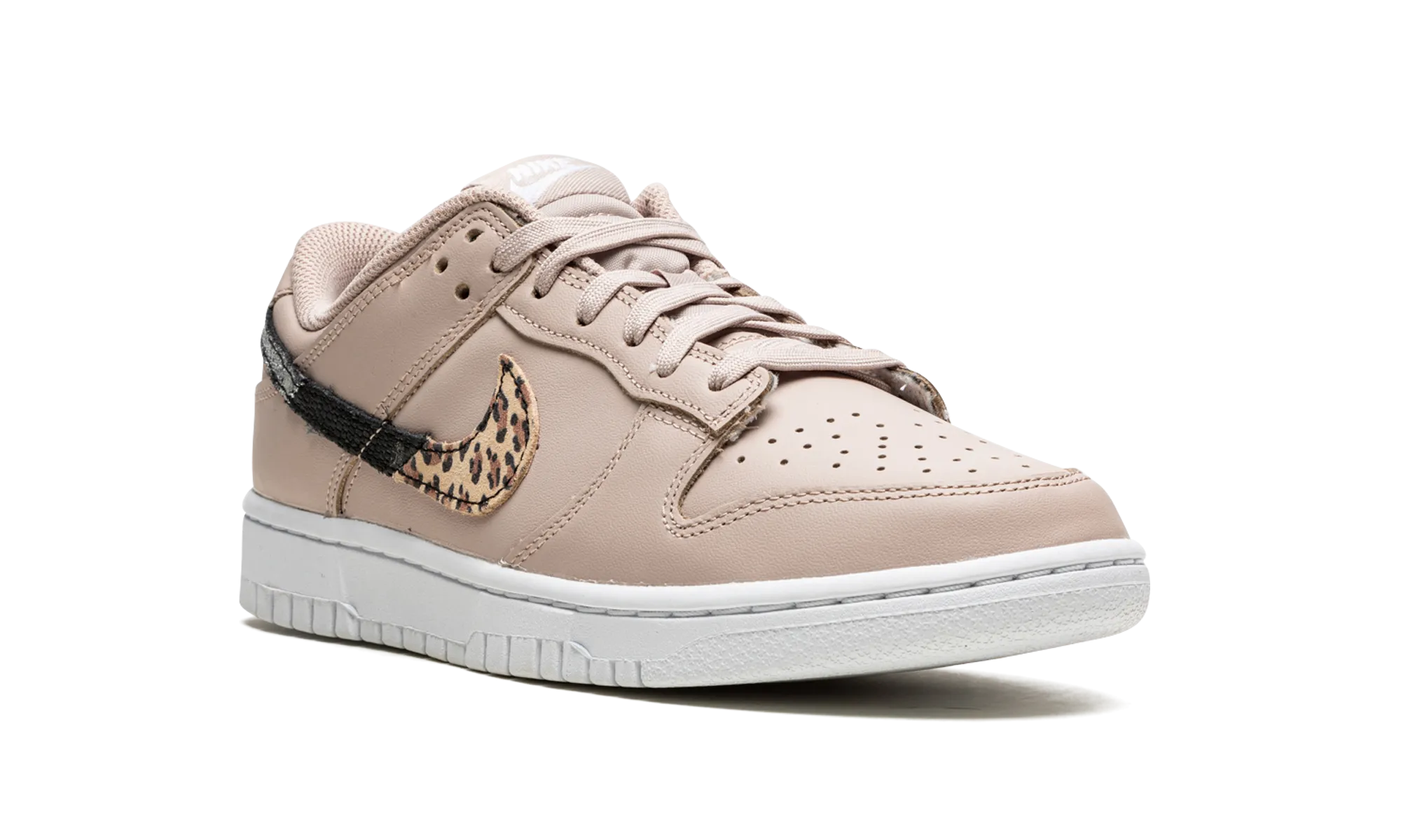 DUNK LO SE MNS WMNS "Primal Pink" nike womens mesh trainers