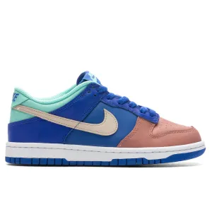 Dunk Low (GS) - Hyper Royal/Sand Drift/Emerald Rise Nike lifestyle sneakers with retro vibe