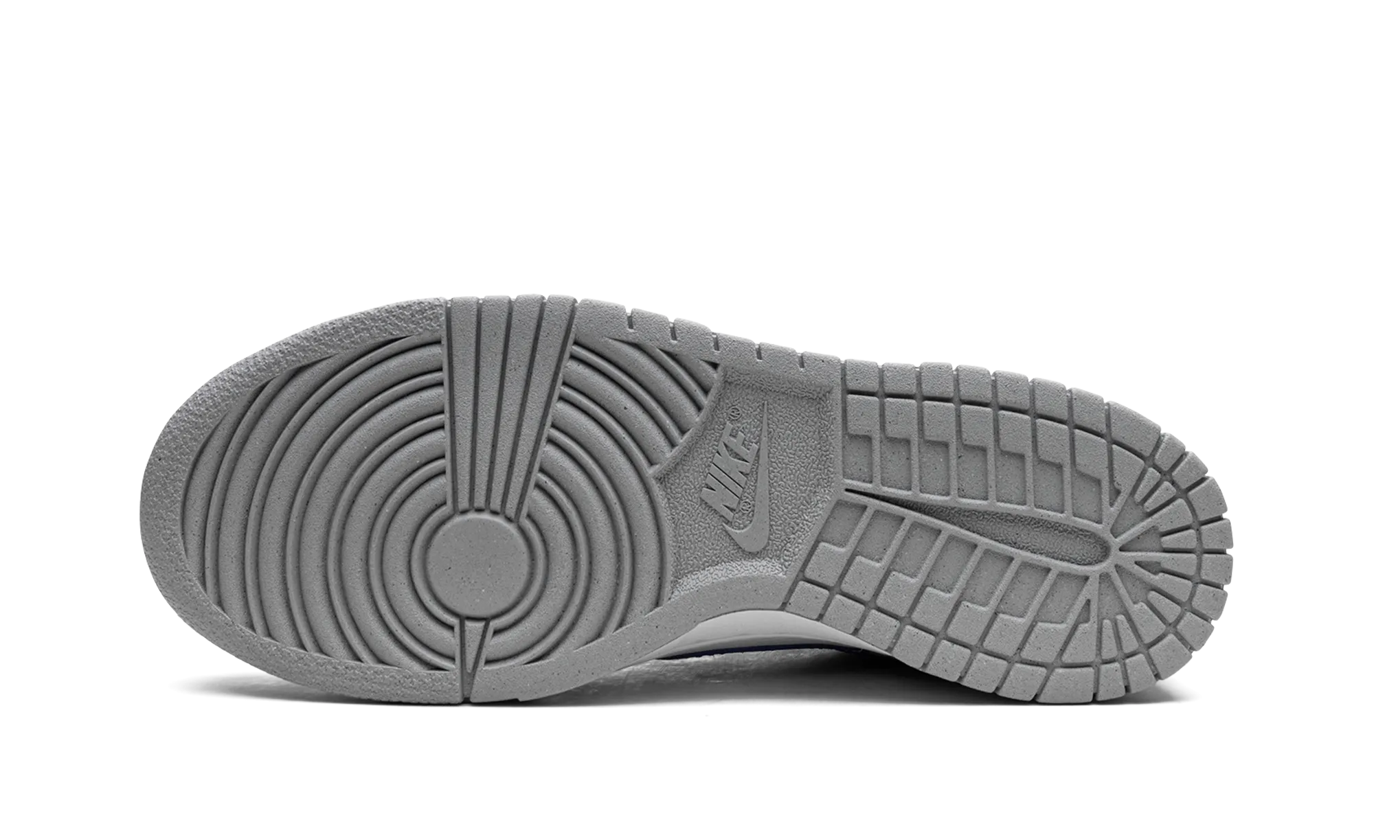 Dunk Low GS nike school-ready sneakers