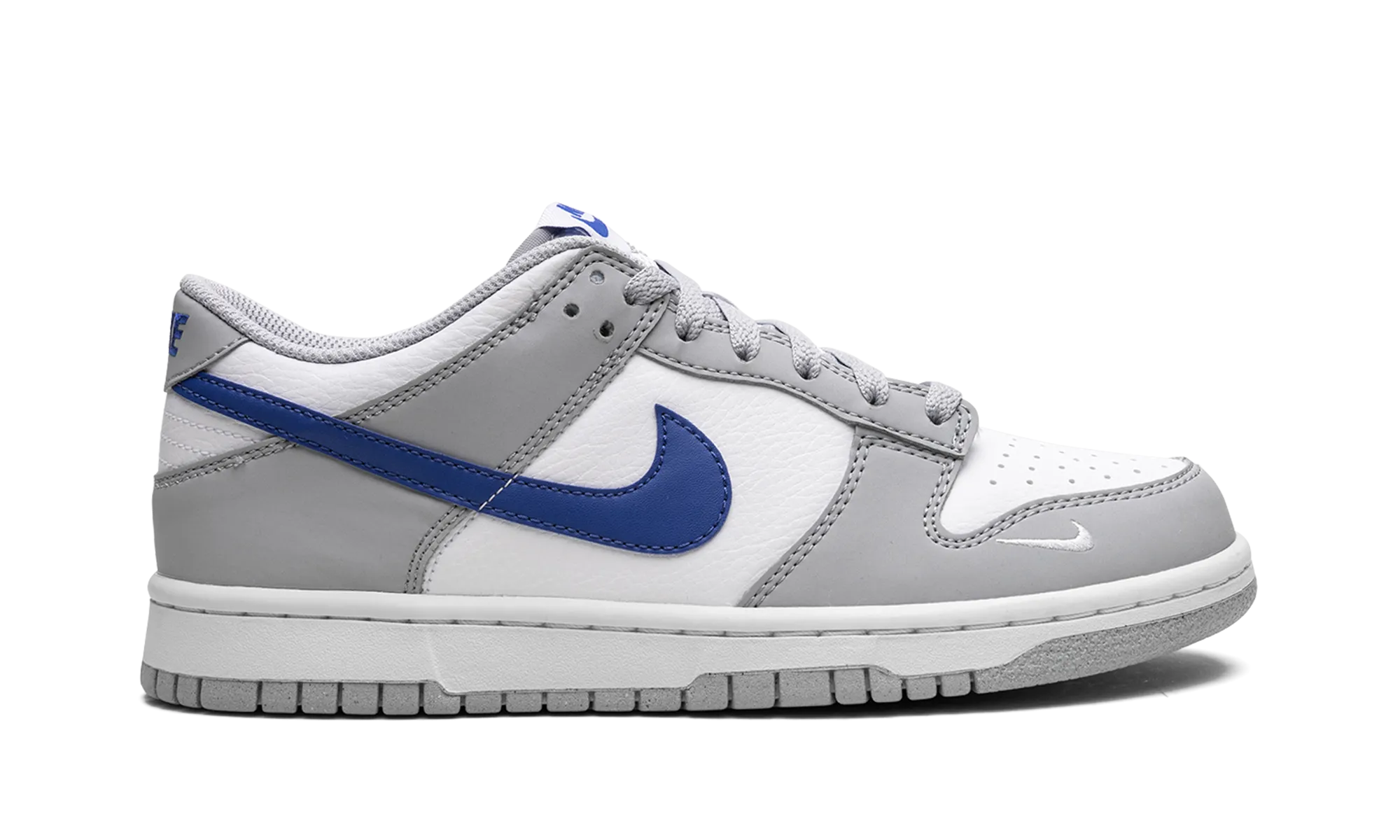 Dunk Low GS nike school-ready sneakers