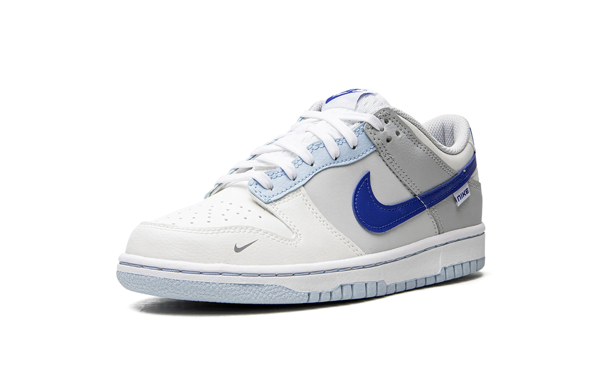 Dunk Low GS "Ivory / Hyper Royal" nike school-ready sneakers