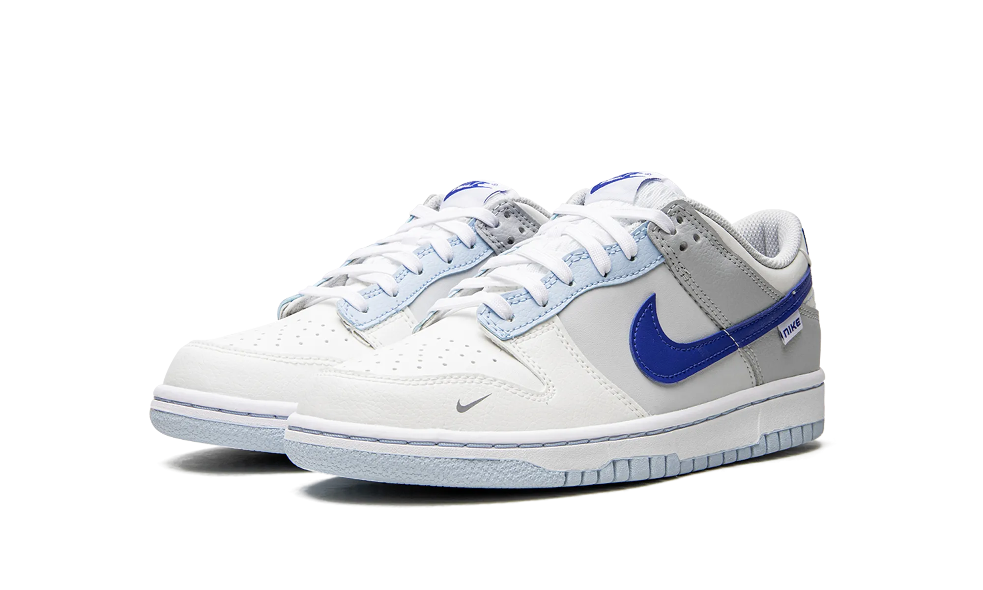 Dunk Low GS "Ivory / Hyper Royal" nike school-ready sneakers
