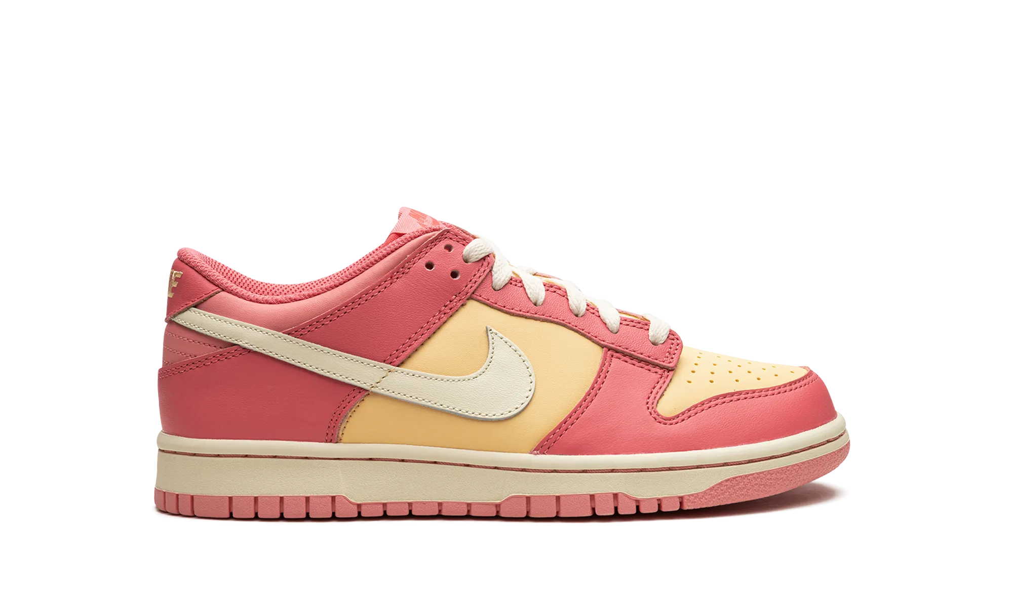 Dunk Low GS "Strawberry Peach Cream" nike school-ready sneakers