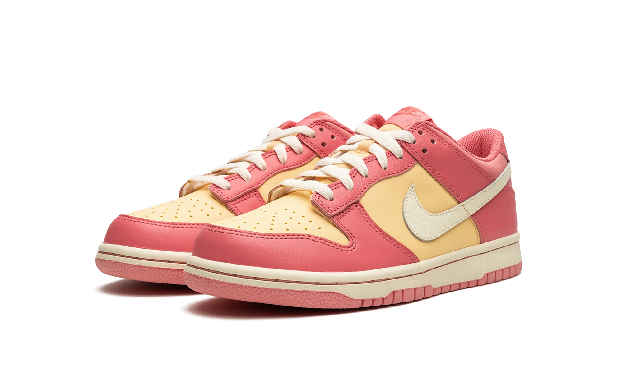 Dunk Low GS "Strawberry Peach Cream" nike school-ready sneakers