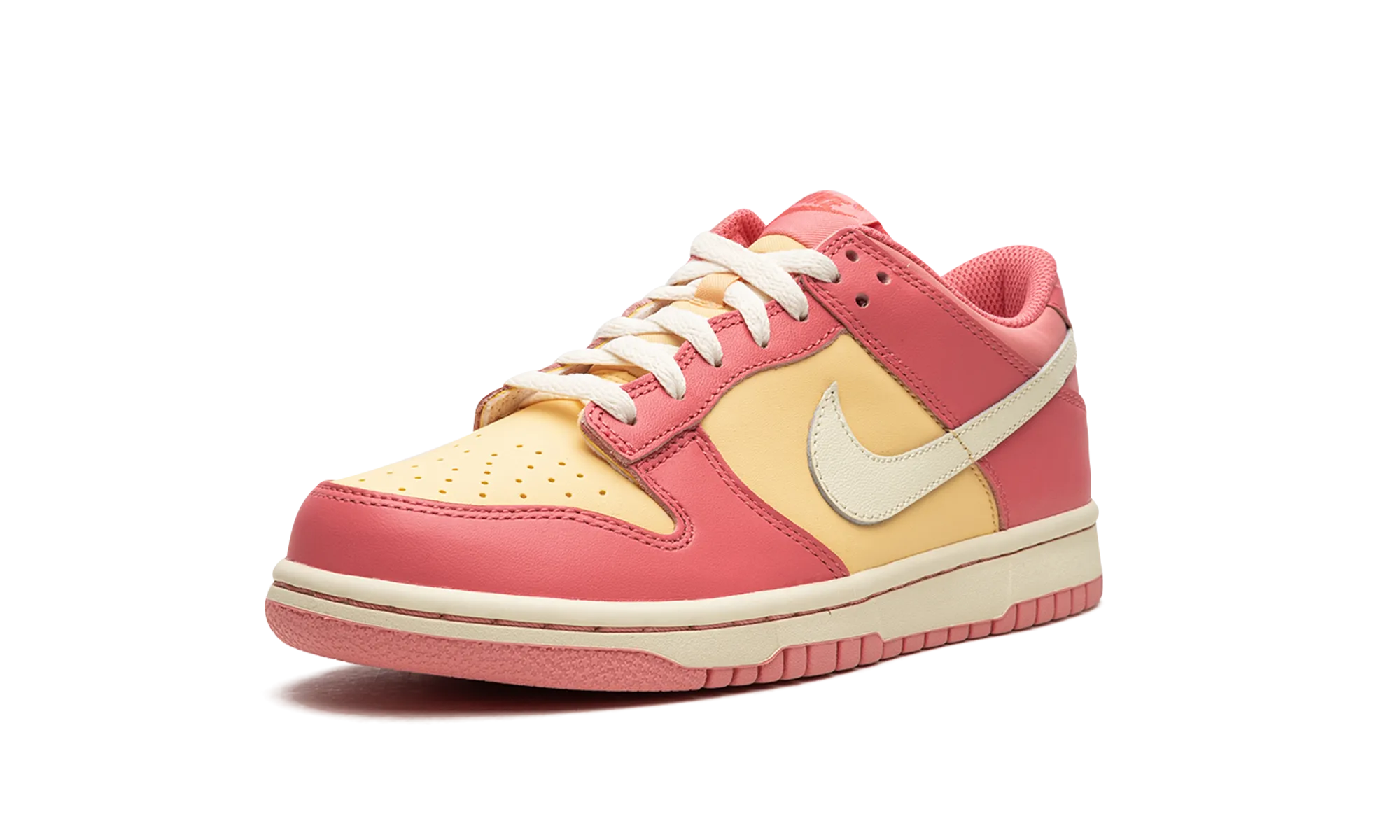 Dunk Low GS "Strawberry Peach Cream" nike school-ready sneakers