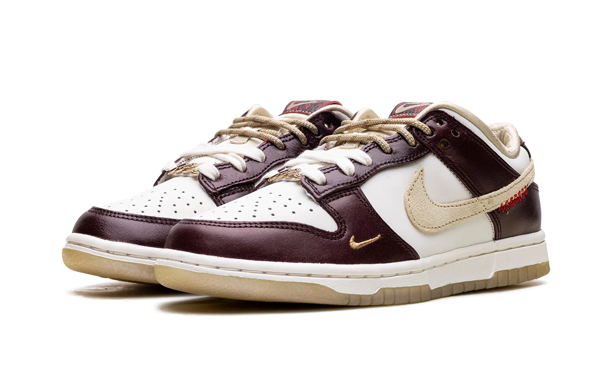 Dunk Low LX WMNS "Year Of the Snake" nike womens breathable trainers