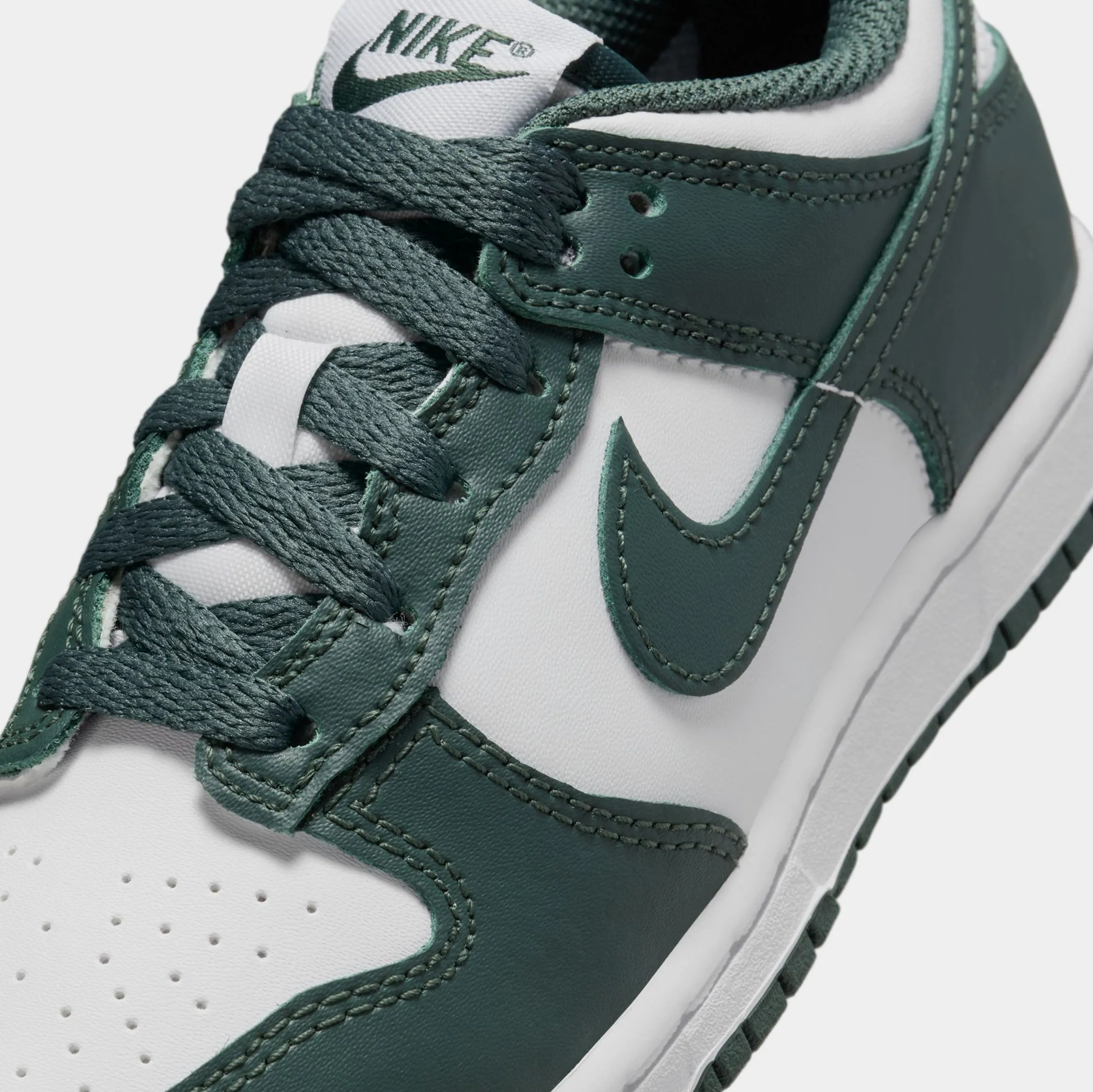 Dunk Low Preschool Lifestyle Shoes (White/Vintage Green) Dunk collection