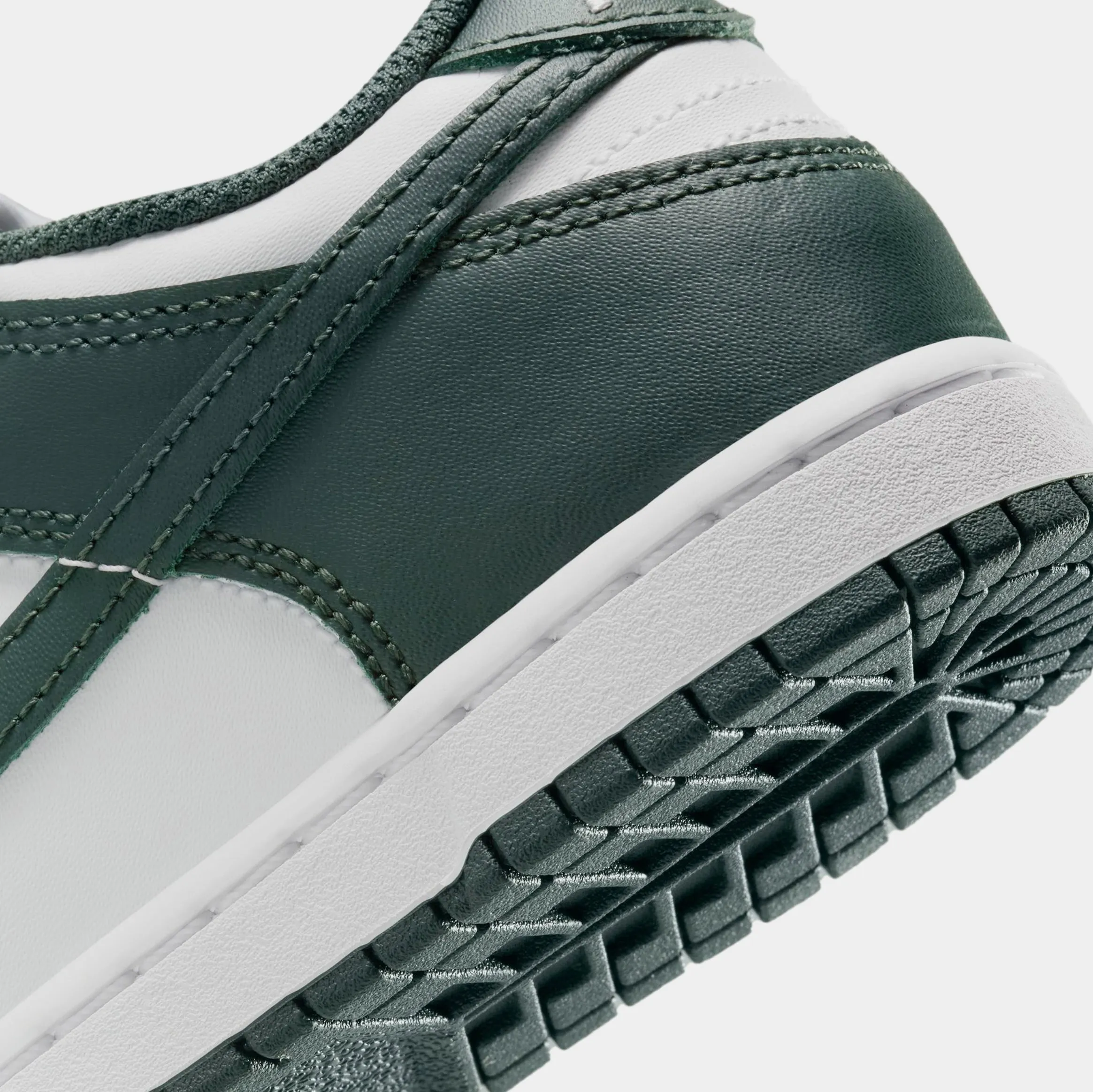 Dunk Low Preschool Lifestyle Shoes (White/Vintage Green) Dunk collection