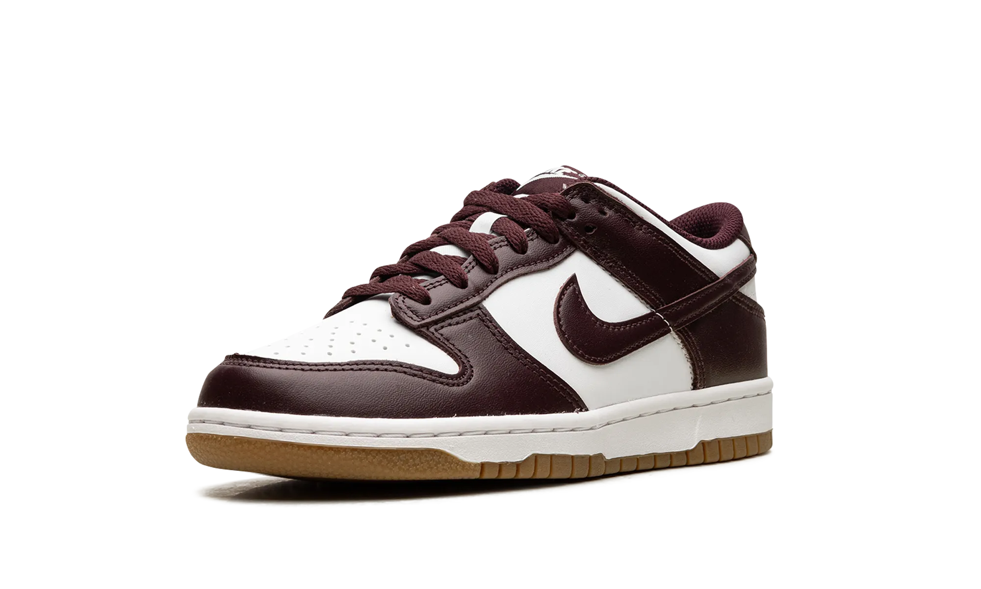 Dunk Low "Burgundy Crush Gum" nike school-ready sneakers