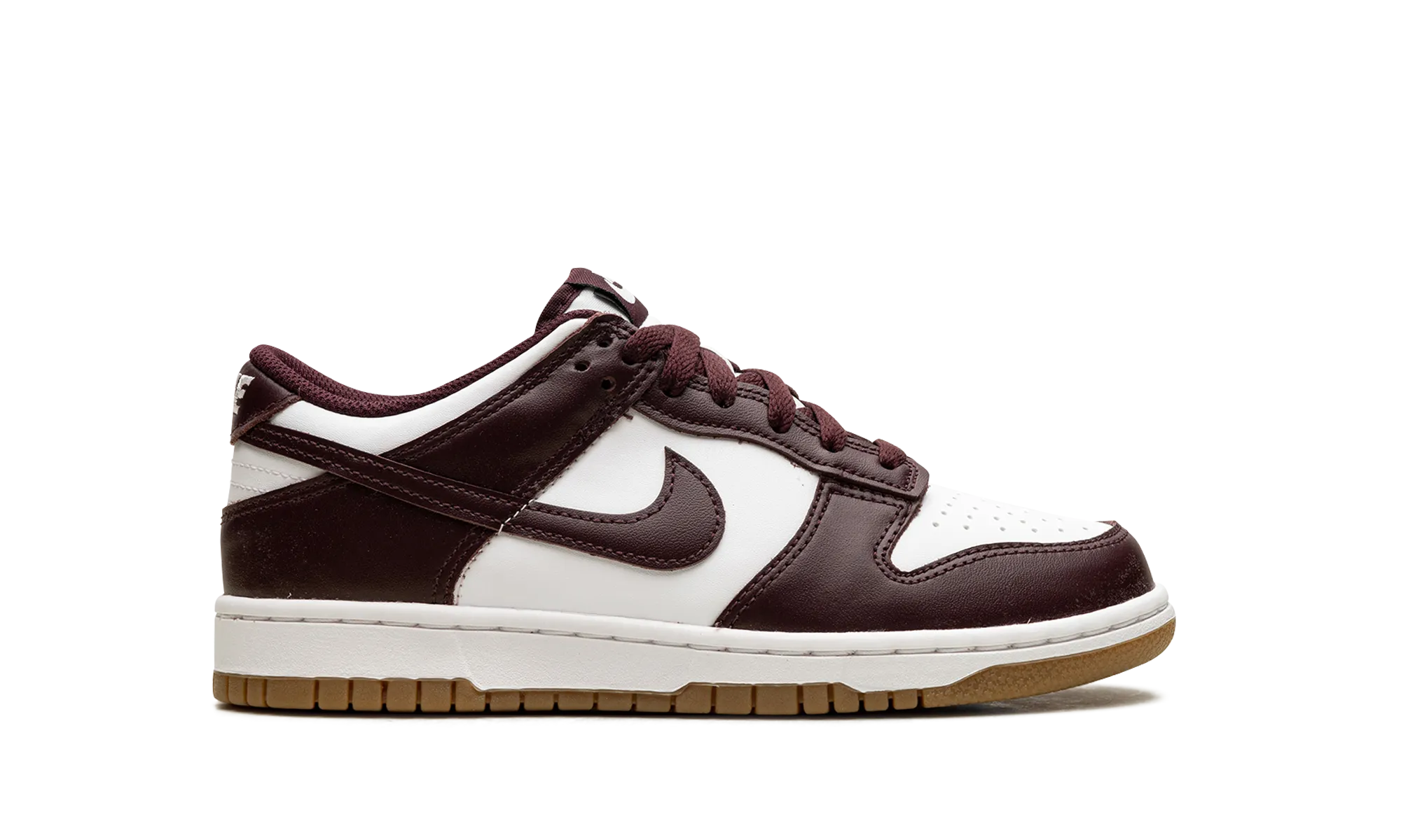 Dunk Low "Burgundy Crush Gum" nike school-ready sneakers