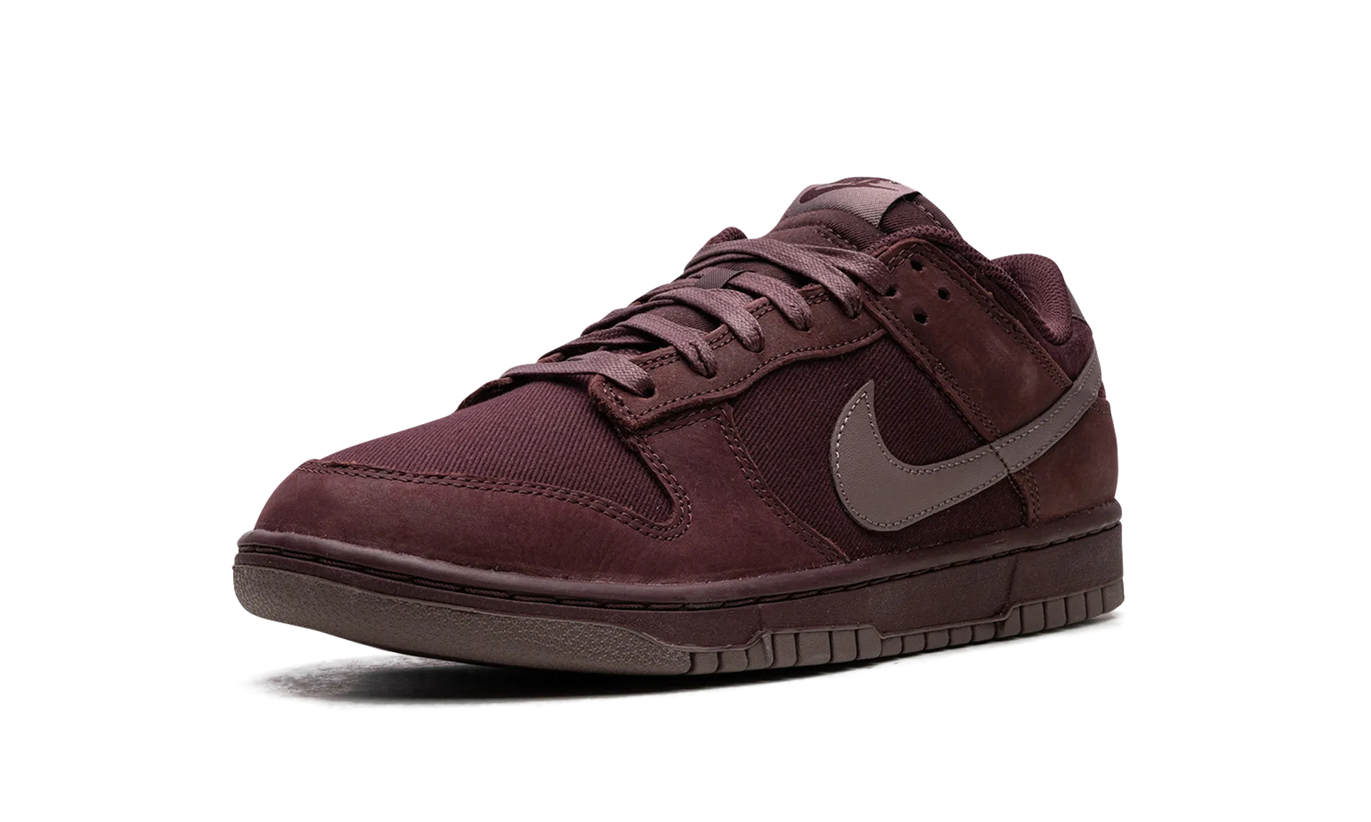 Dunk Low "Burgundy Crush" nike everyday mens shoes