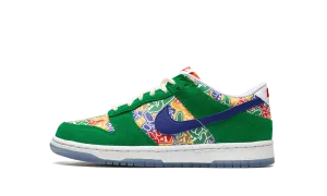Dunk Low "Foam Finger GS" Nike Grade School styles