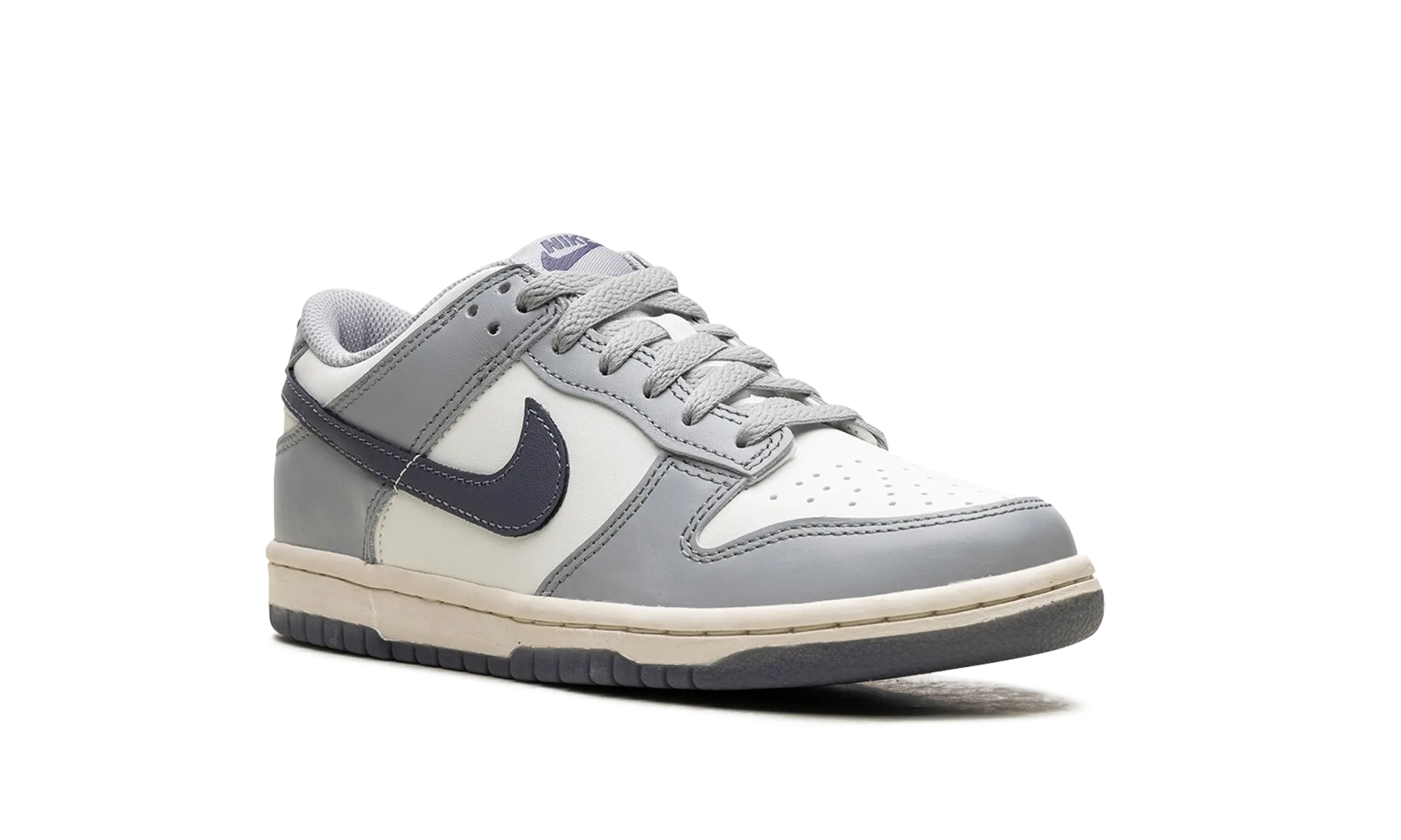 Dunk Low "Light Carbon" nike school-ready sneakers