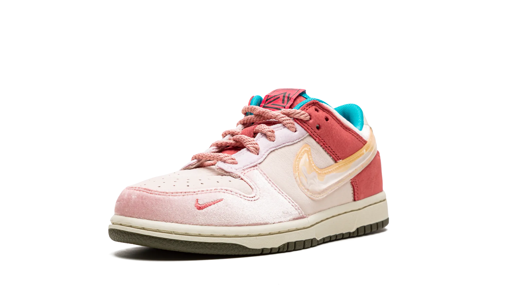 Dunk Low "Strawberry Free Lunch" nike preschool slip-on sneakers