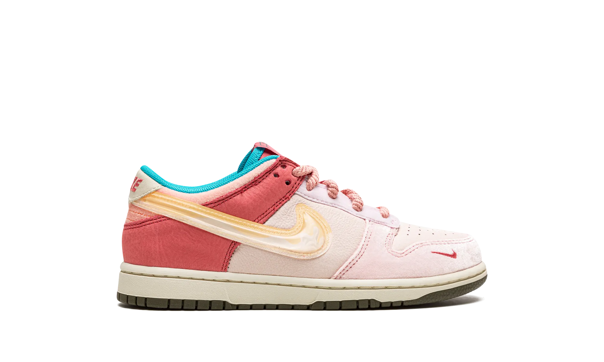 Dunk Low "Strawberry Free Lunch" nike preschool slip-on sneakers