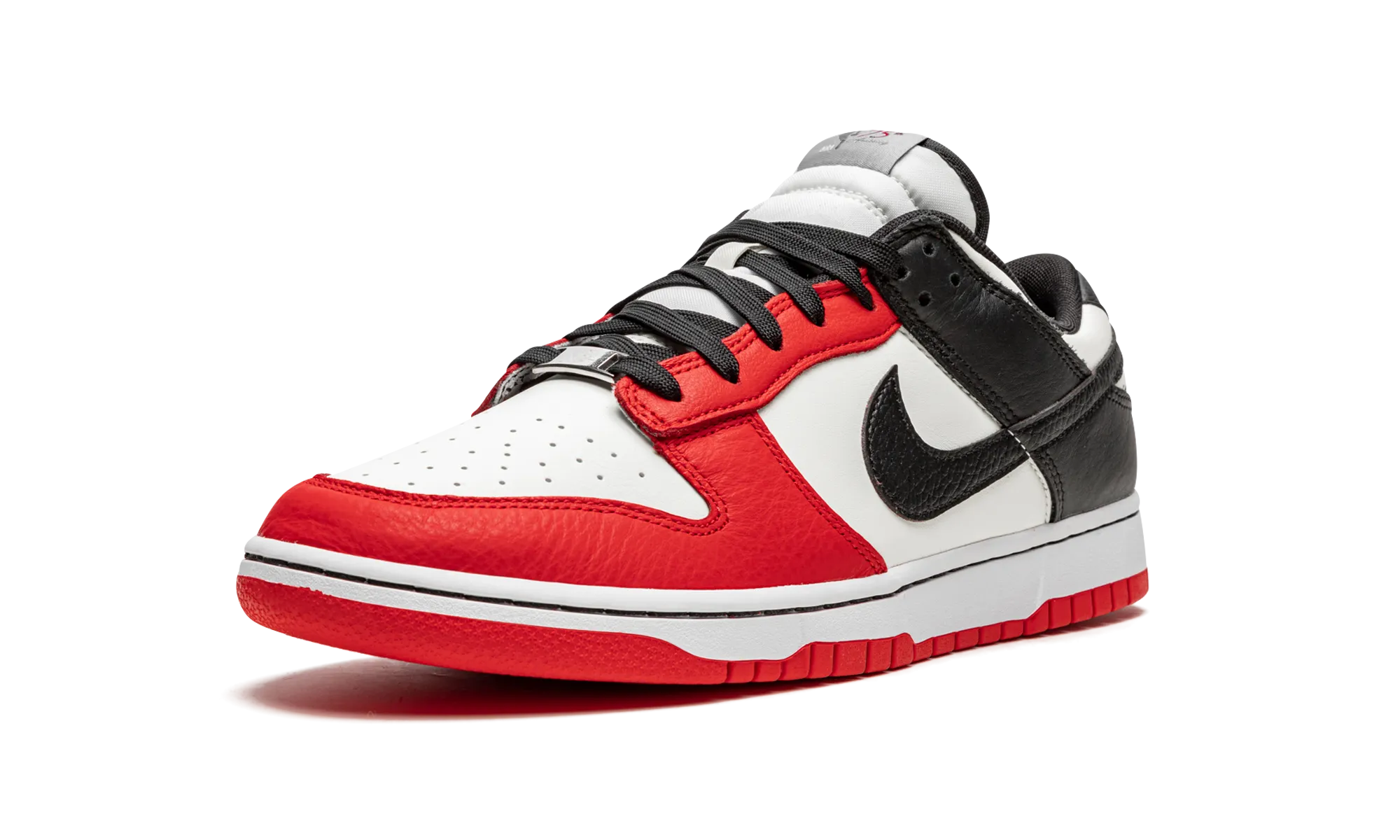 Dunk Low Retro EMB "NBA 75th Anniversary - Chicago Bulls" nike everyday mens shoes