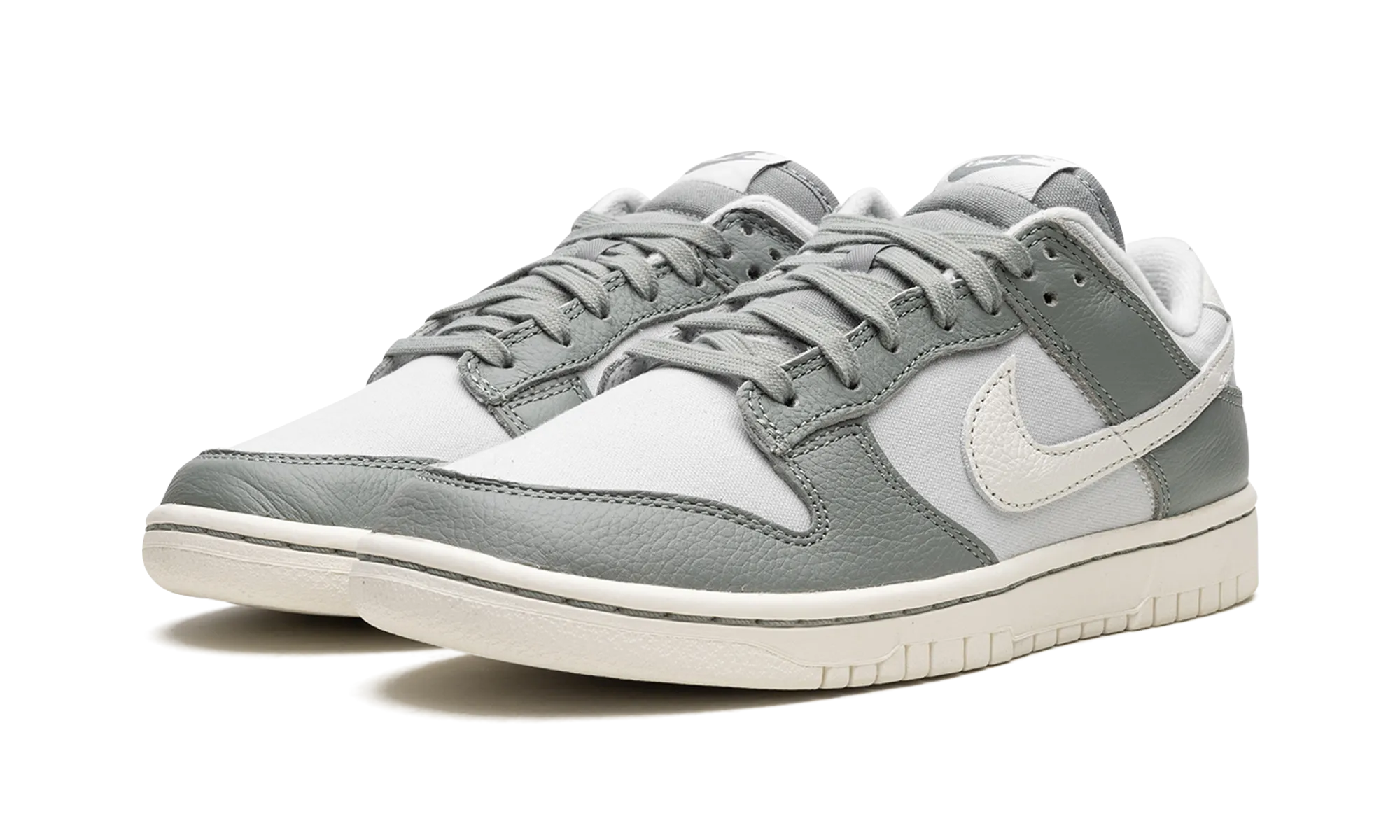 Dunk Low Retro PRM "Mica Green" nike breathable mens trainers