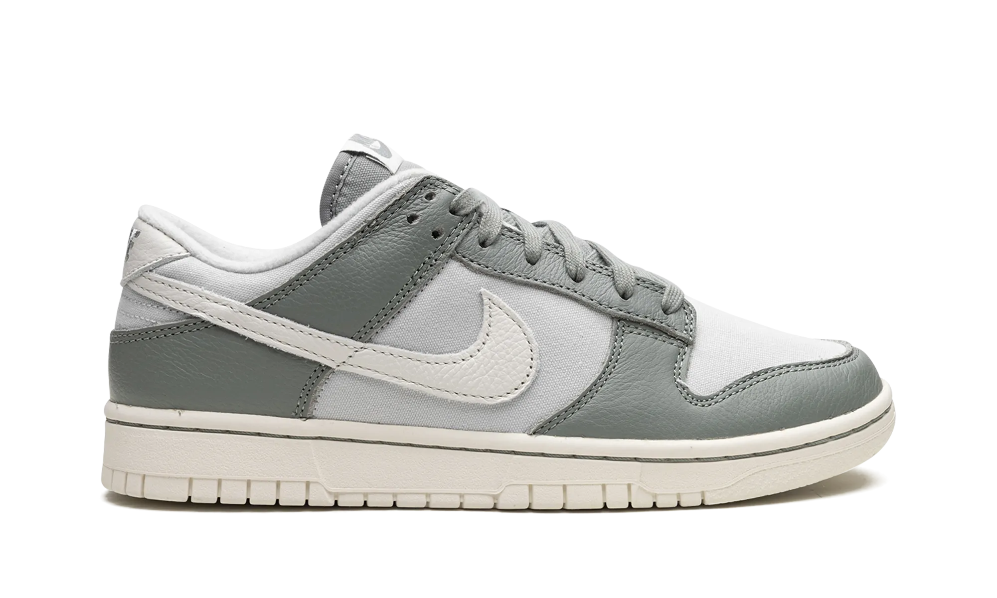 Dunk Low Retro PRM "Mica Green" nike breathable mens trainers