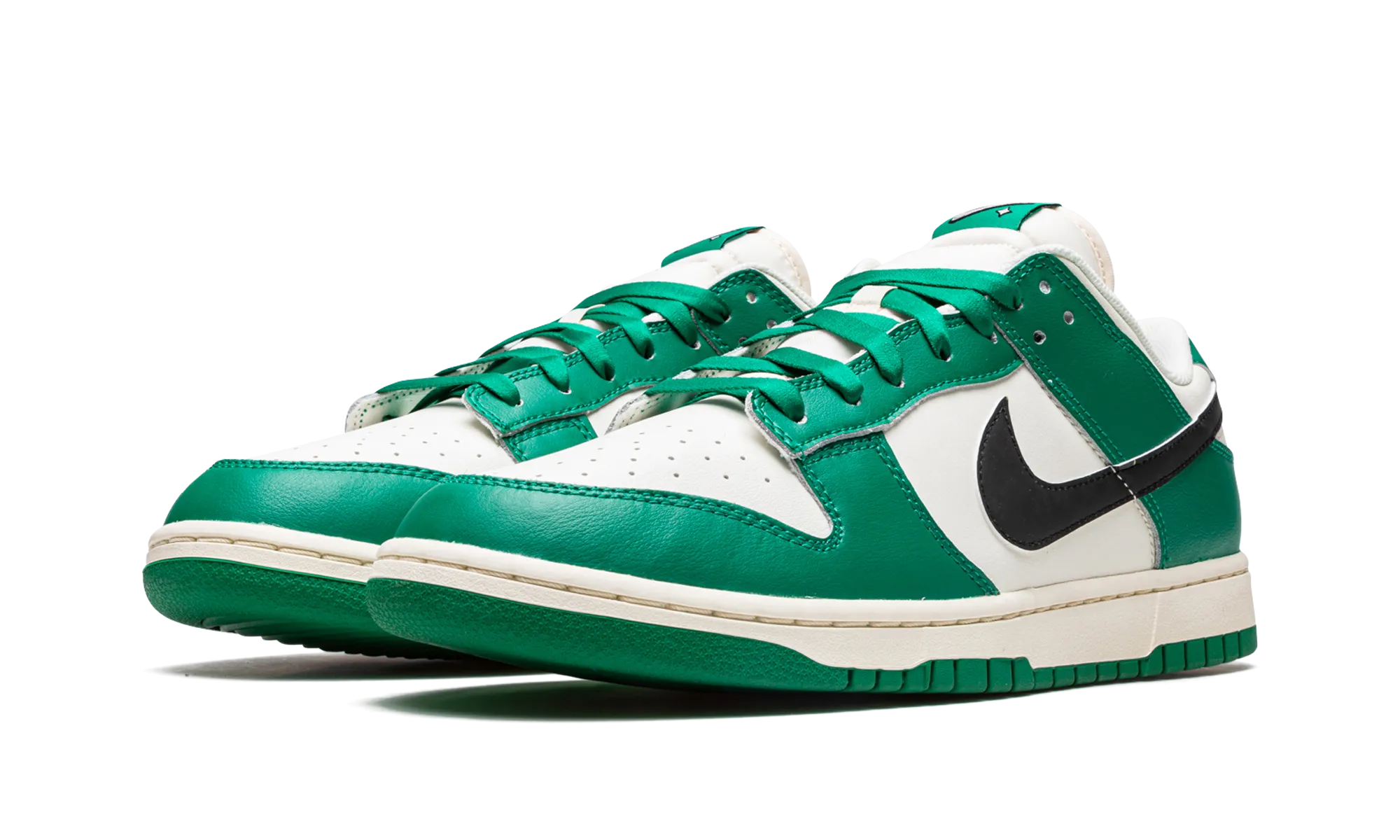 Dunk Low Retro Se "Lottery Pack - Green" nike everyday mens shoes