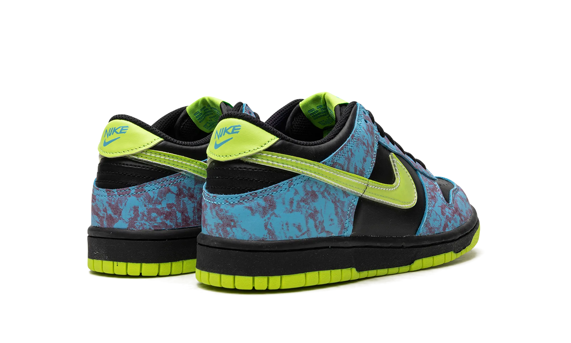 Dunk Low SE 2 nike school-ready sneakers