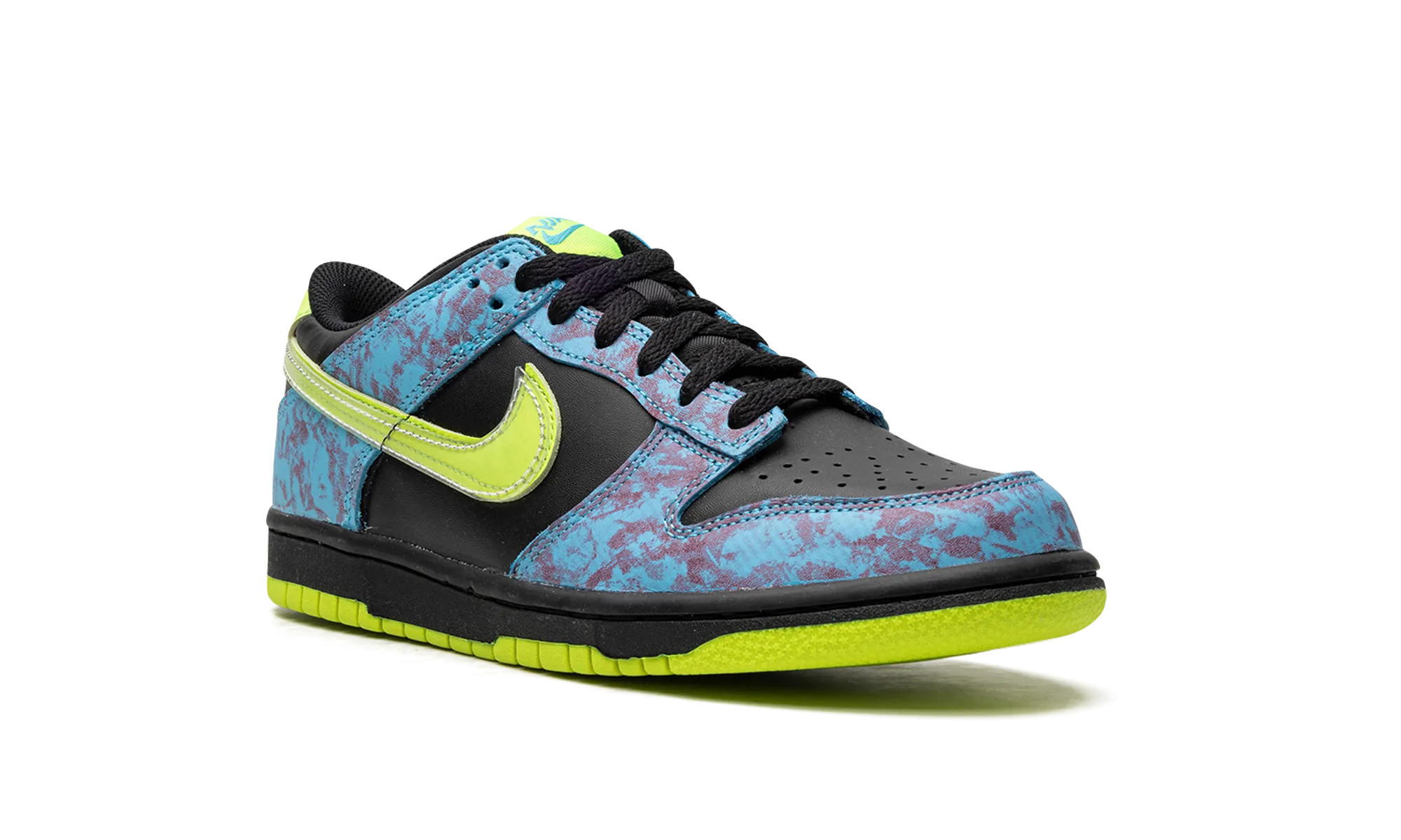 Dunk Low SE 2 nike school-ready sneakers