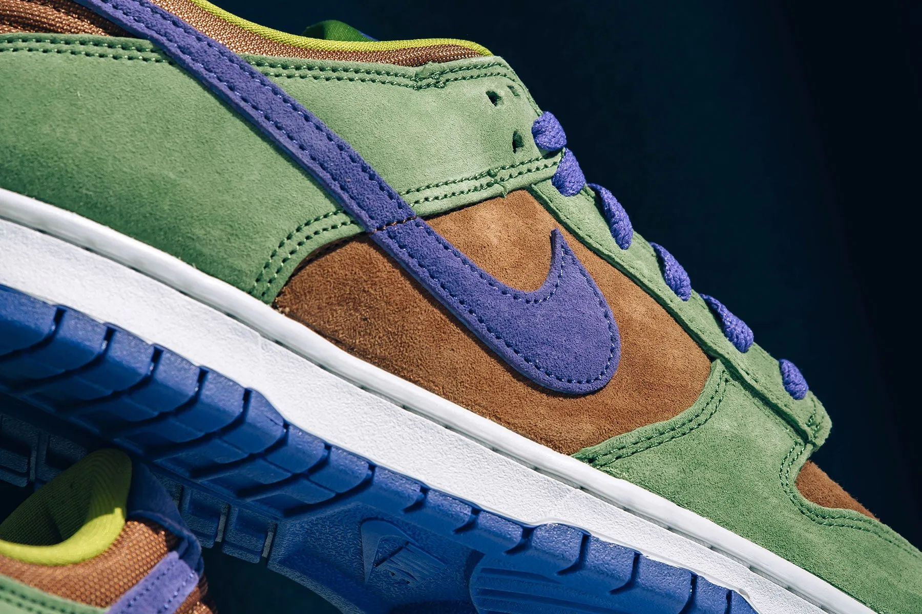 Dunk Low SP 'Veneer' - Deep Purple/Autumn Green Nike Retro Lifestyle Shoes