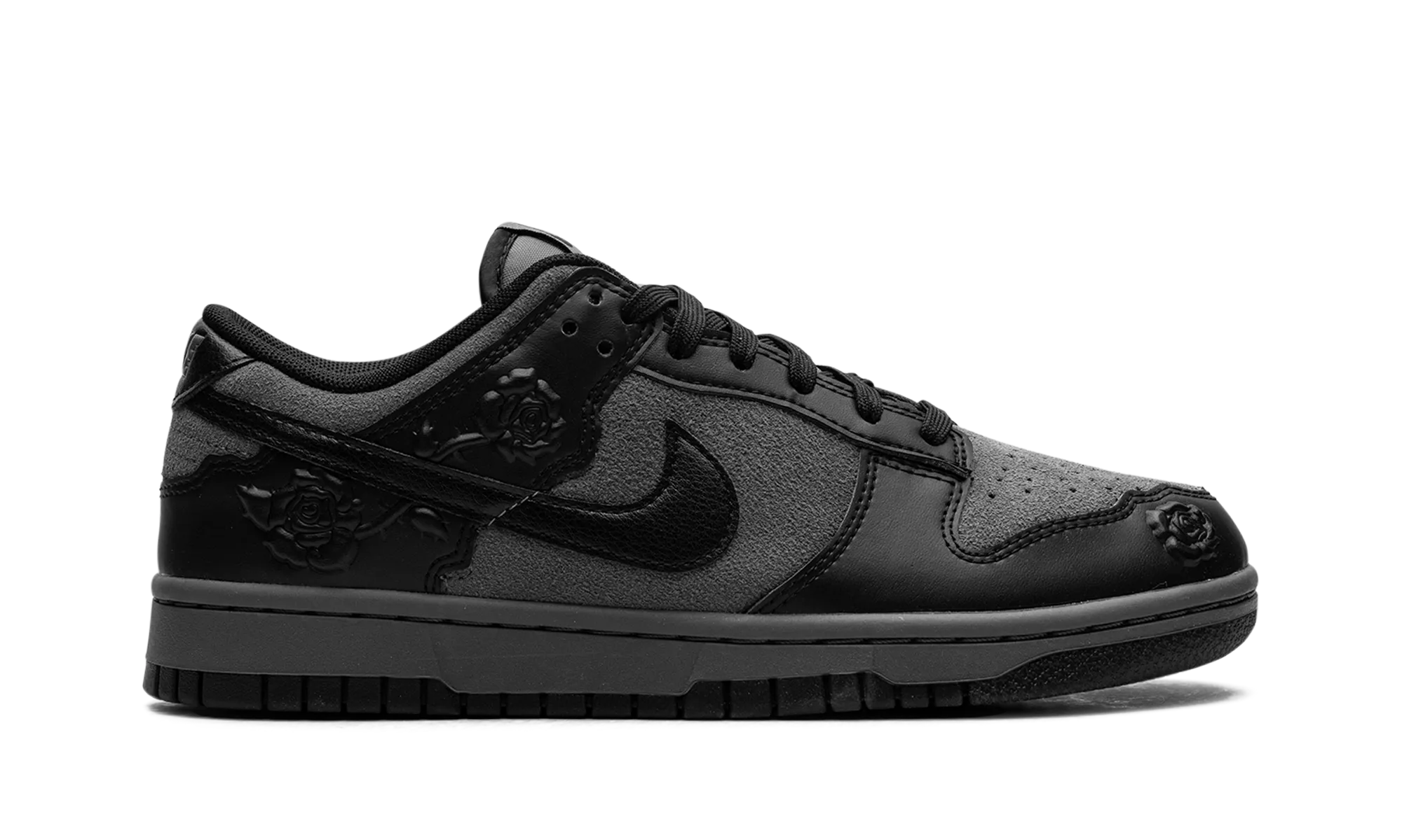 Dunk Low WMNS "Black Roses" nike womens breathable trainers