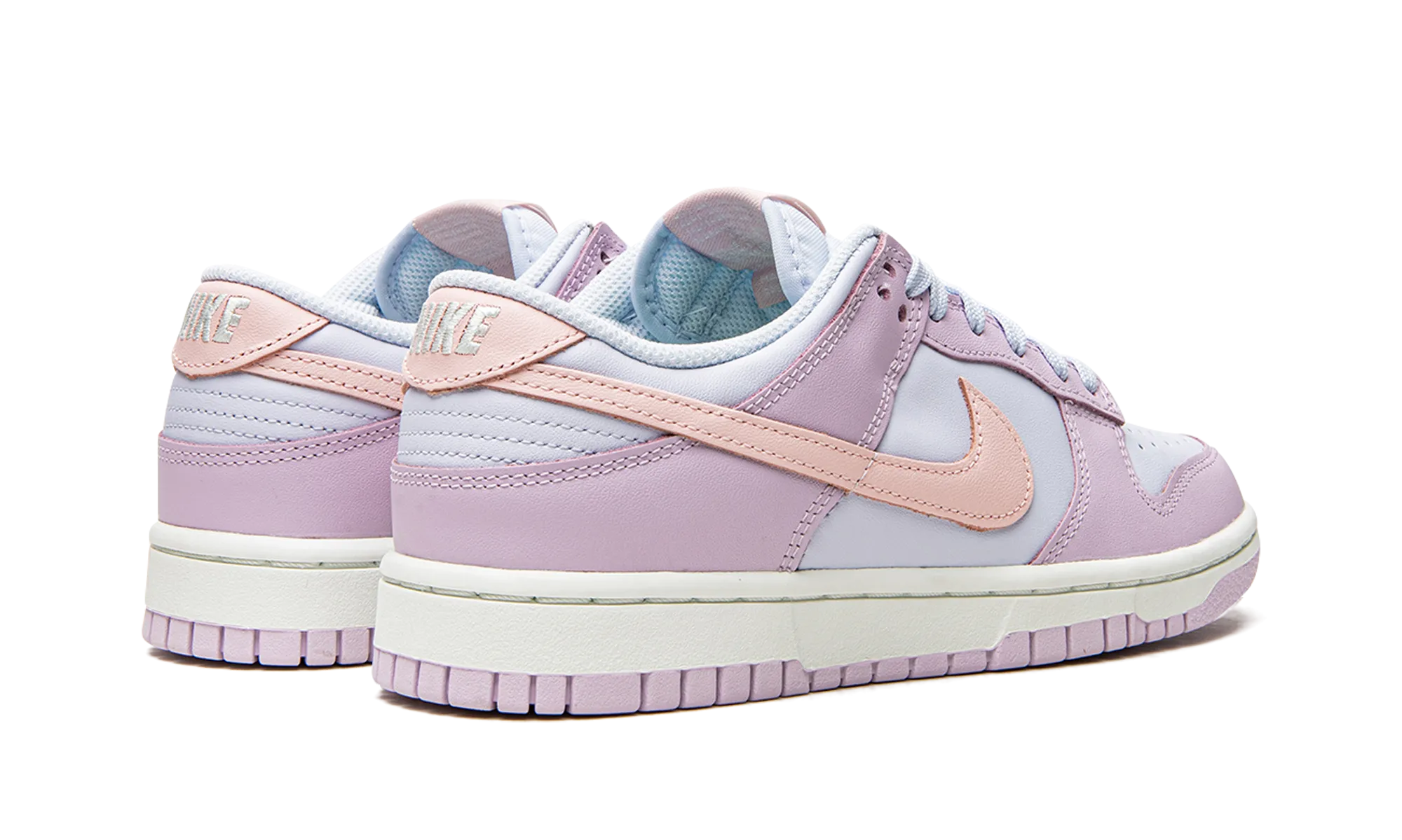 DUNK LOW WMNS "Easter" nike womens mesh trainers