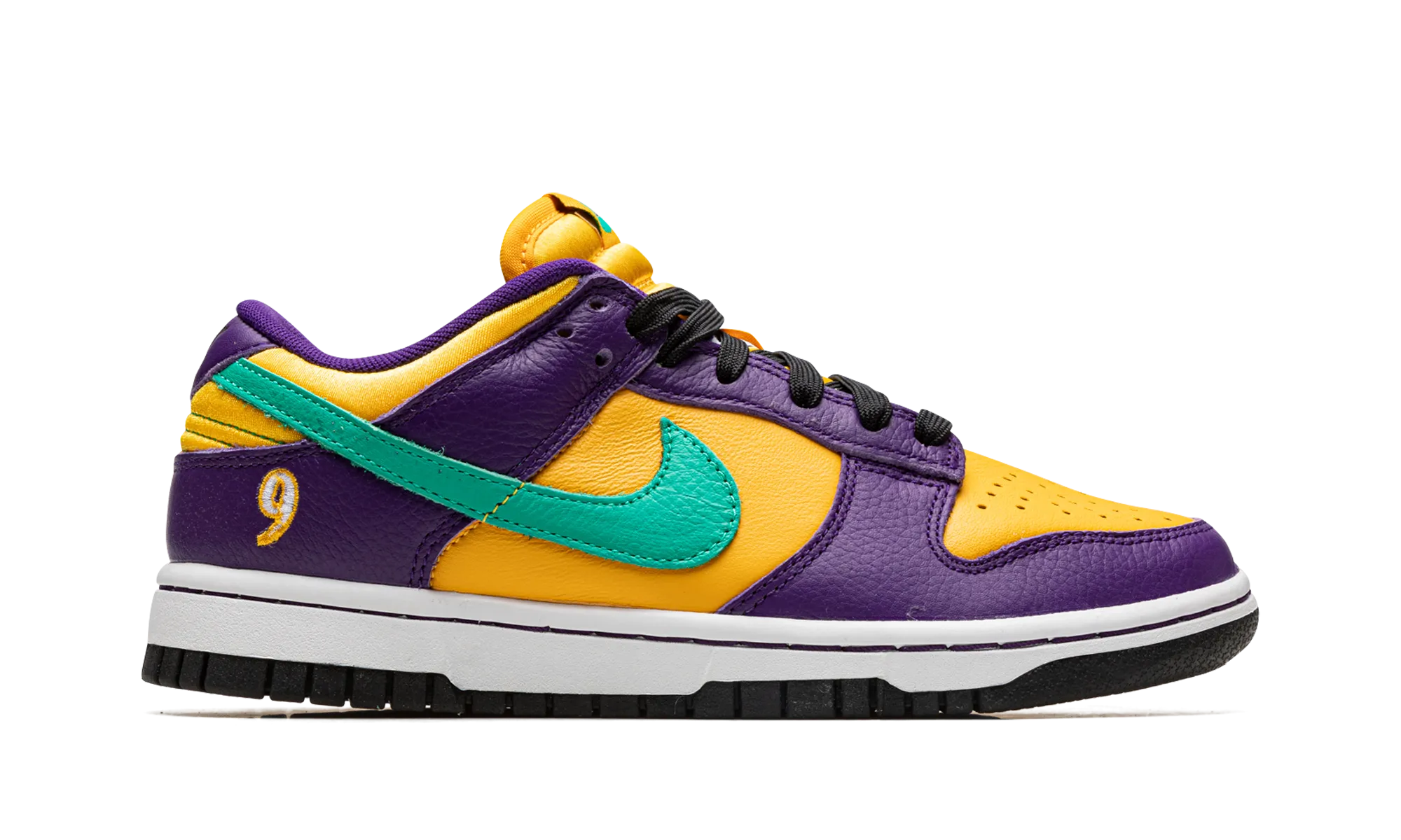 DUNK LOW WMNS "Lisa Leslie" nike womens mesh trainers