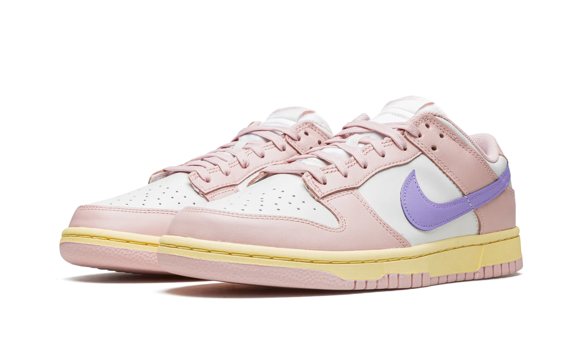 DUNK LOW WMNS "Pink Oxford" nike womens mesh trainers