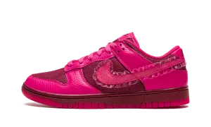 DUNK LOW WMNS "Valentines Day" Nike Women's styles